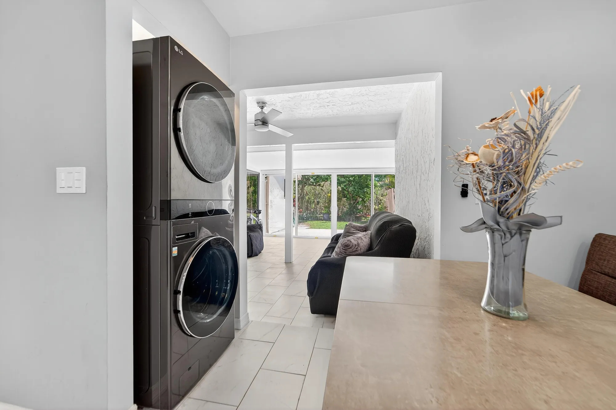 Property Slideshow image 18 of 78 | 1325 nw 23rd ln, Delray Beach, FL, 33445