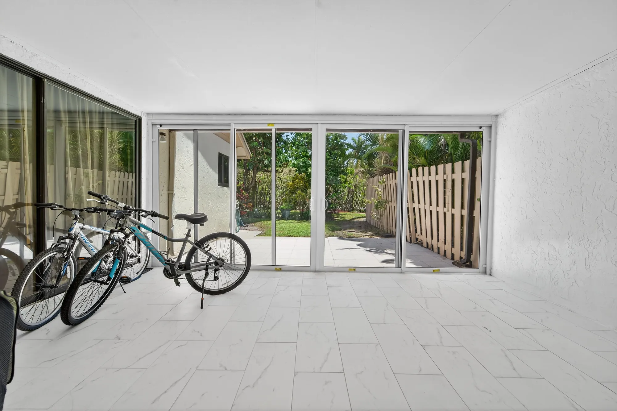 Property Slideshow image 35 of 78 | 1325 nw 23rd ln, Delray Beach, FL, 33445