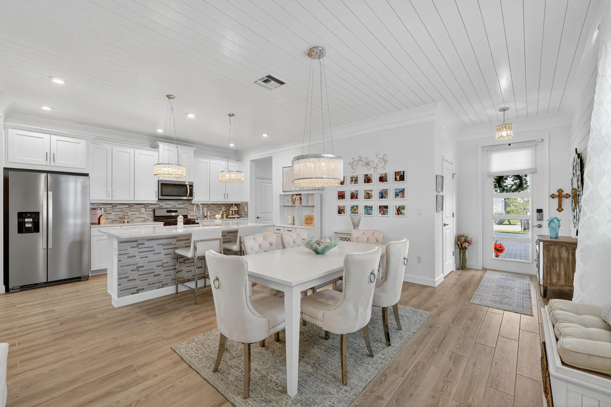 Property Slideshow image 5 of 47 | 9866 sw veronese dr, Port Saint Lucie, FL, 34987