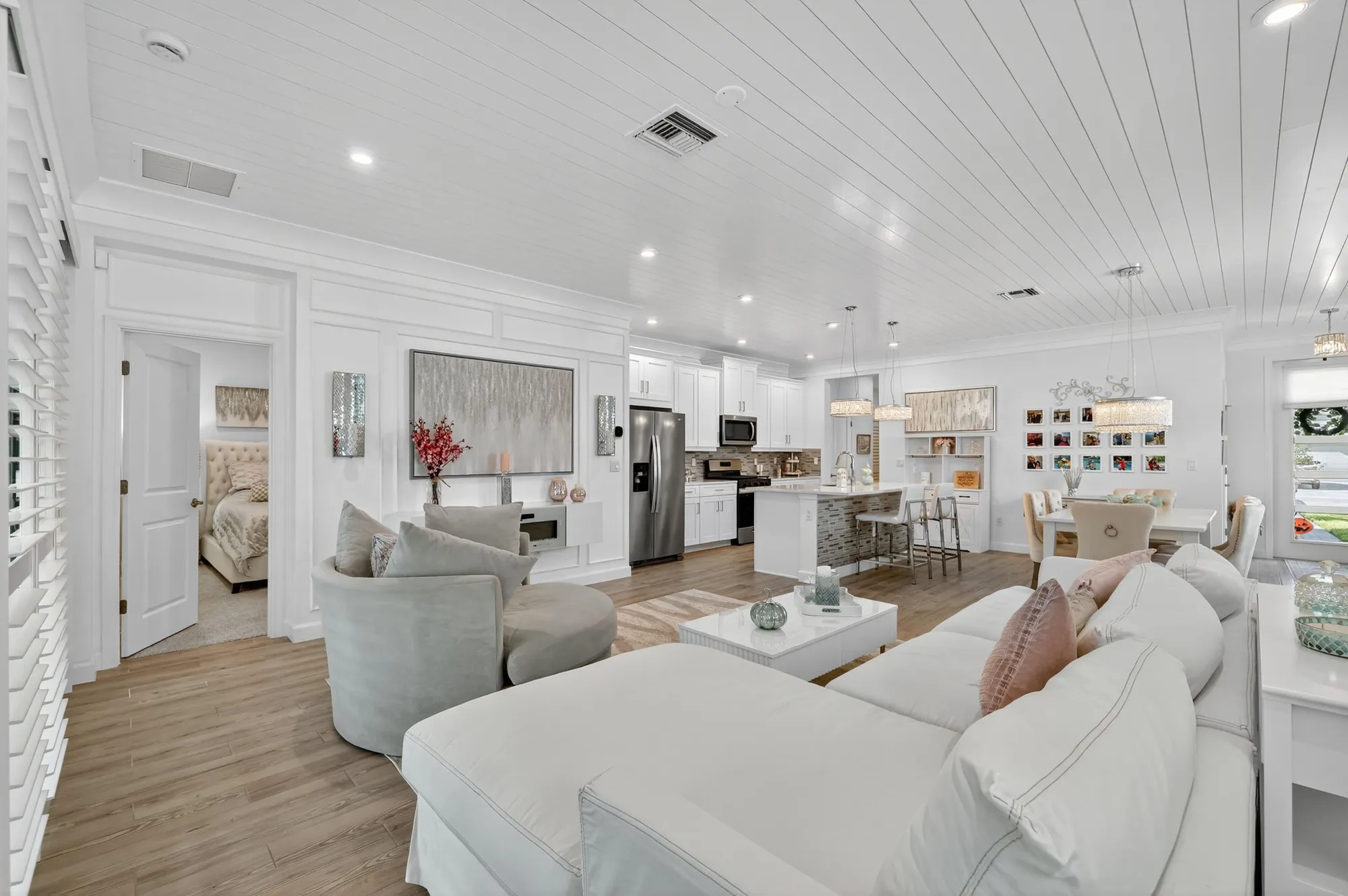 Property Slideshow image 8 of 47 | 9866 sw veronese dr, Port Saint Lucie, FL, 34987