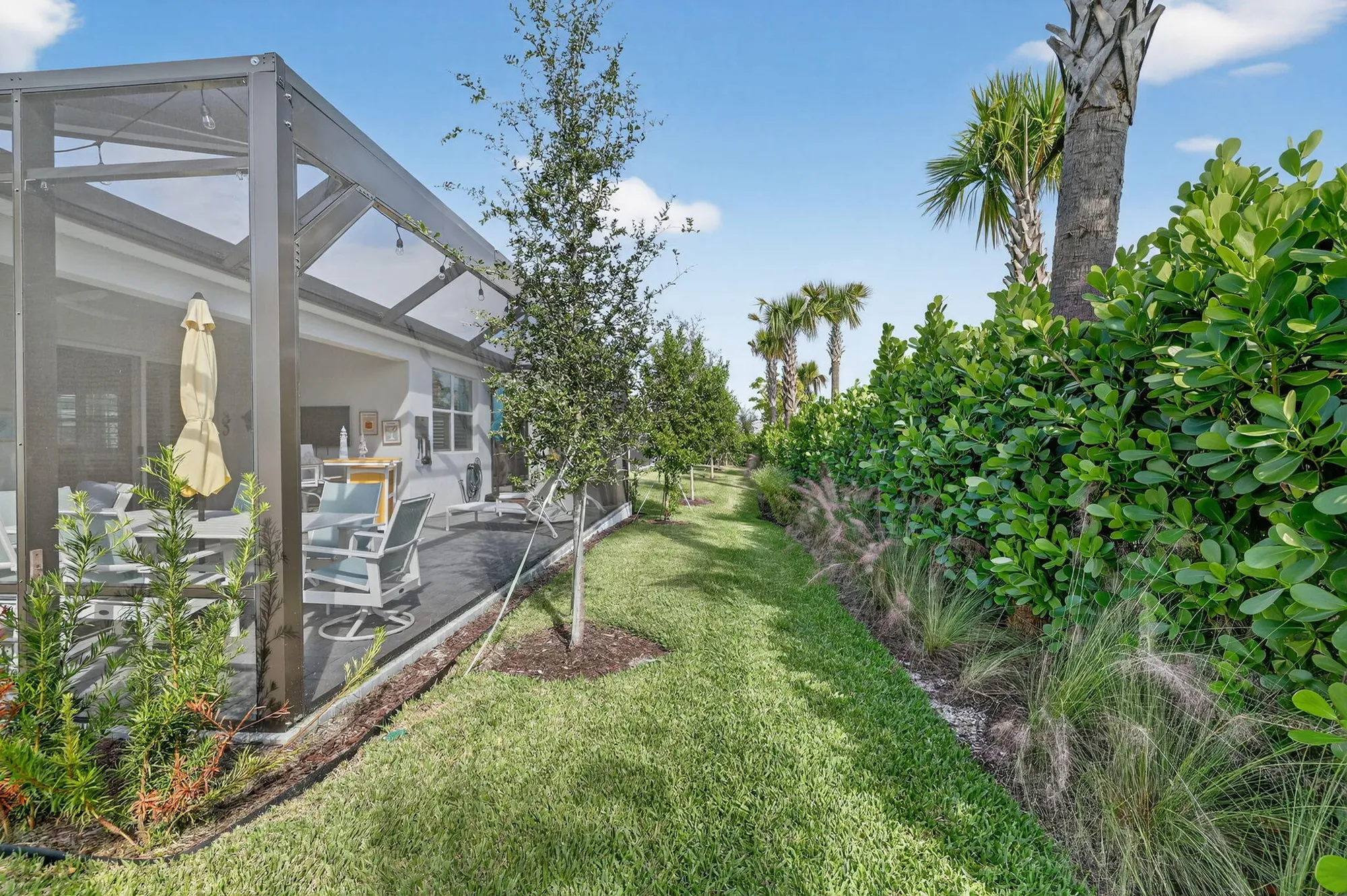 Property Slideshow image 16 of 47 | 9866 sw veronese dr, Port Saint Lucie, FL, 34987