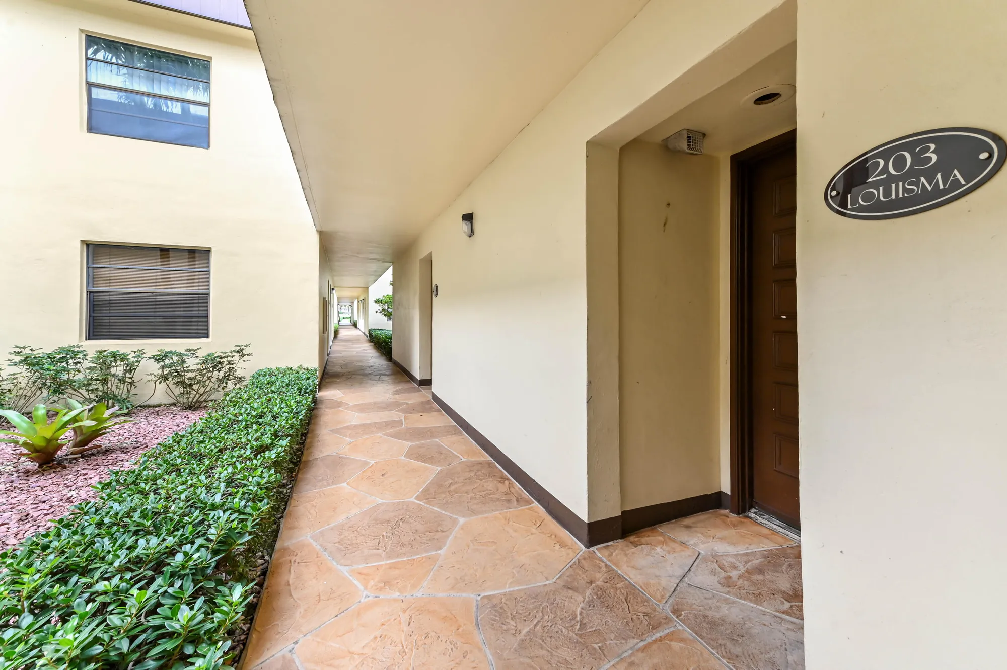 Property Slideshow image 3 of 22 | 203 capri e, Delray Beach, FL, 33484