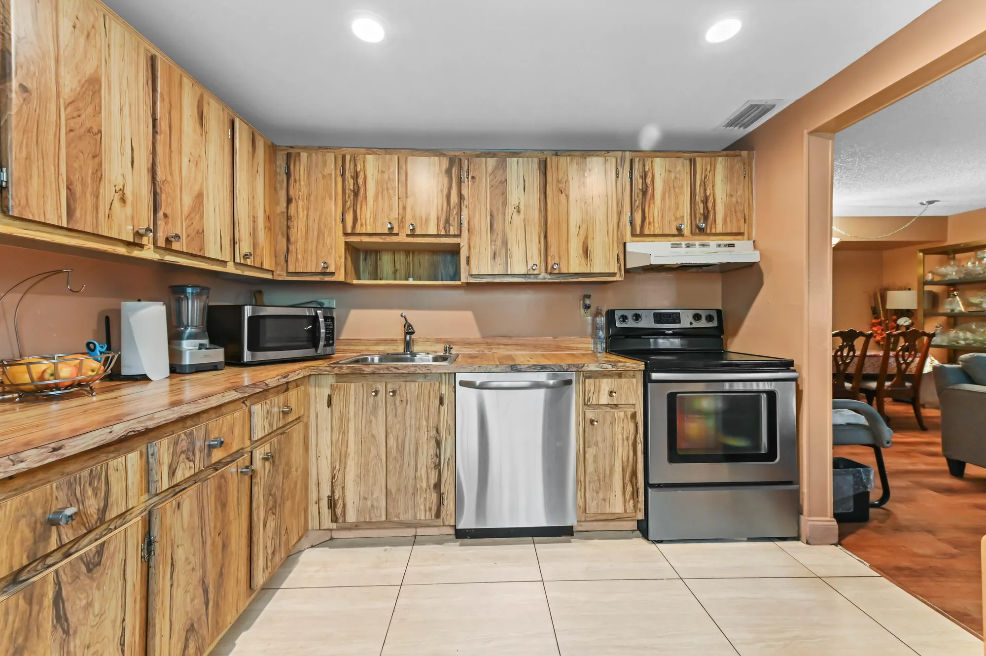 Property Slideshow image 14 of 22 | 203 capri e, Delray Beach, FL, 33484