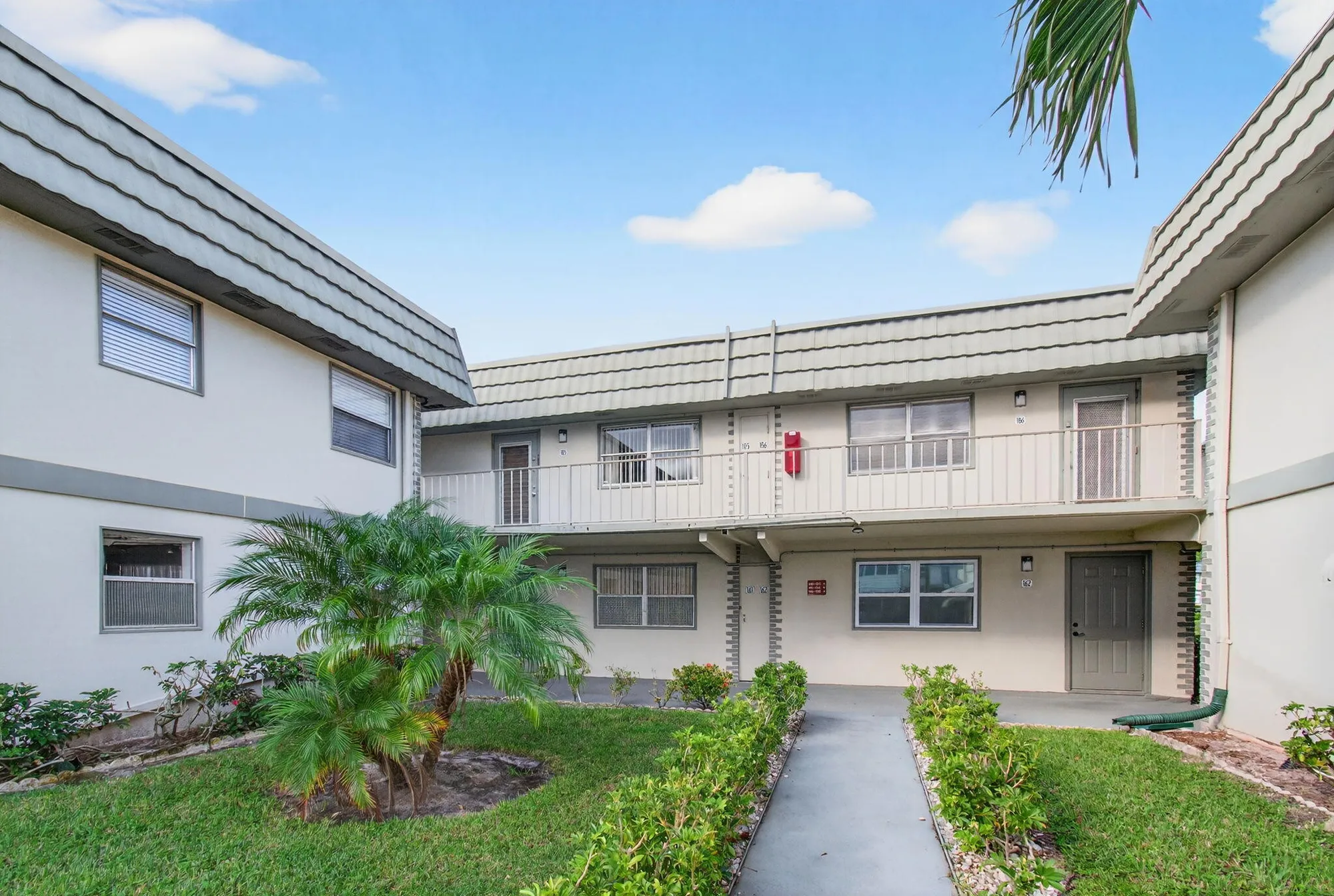 Property Slideshow image 58 of 88 | 185 brittany d, Delray Beach, FL, 33446
