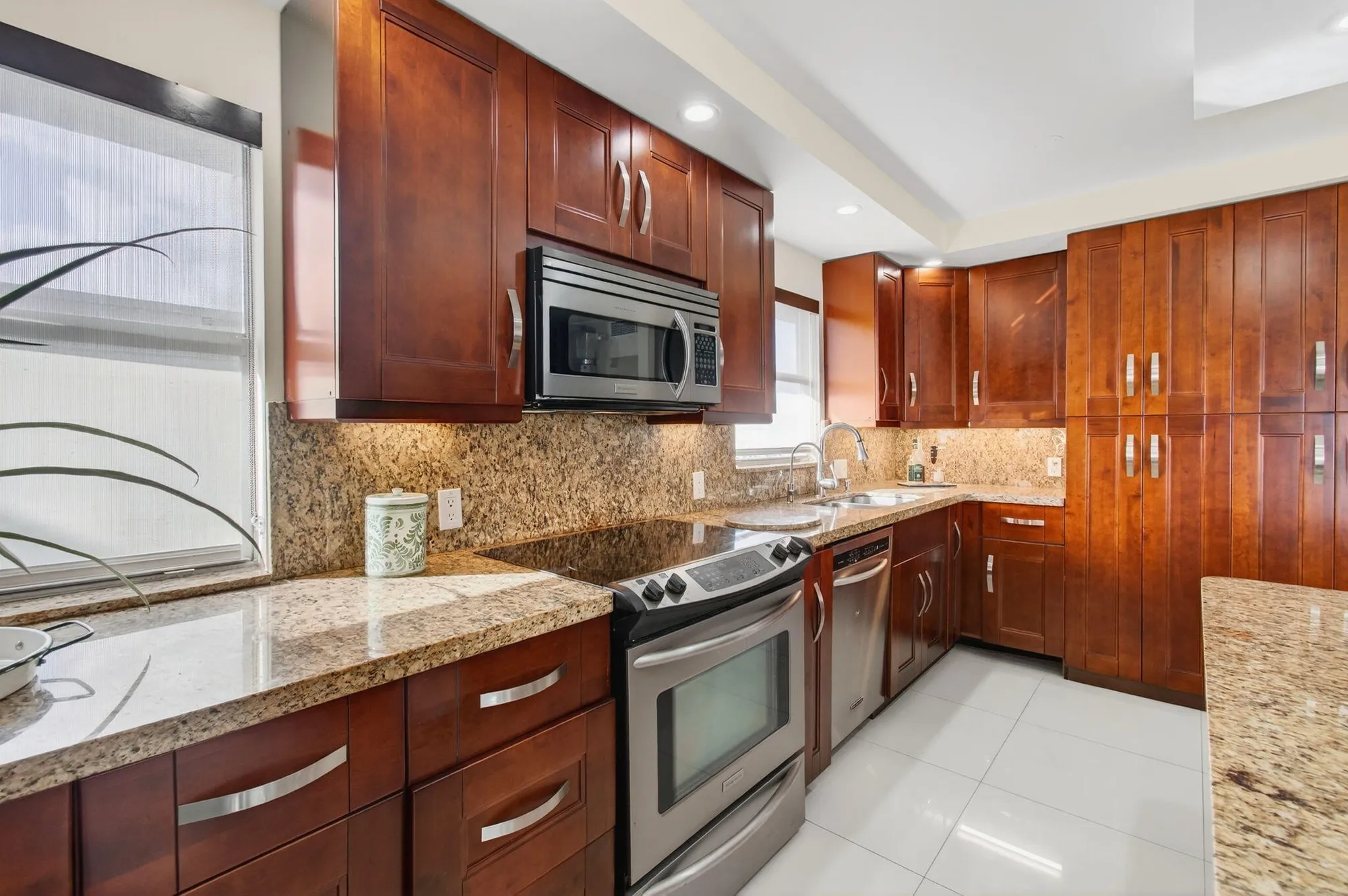 Property Slideshow image 14 of 88 | 185 brittany d, Delray Beach, FL, 33446