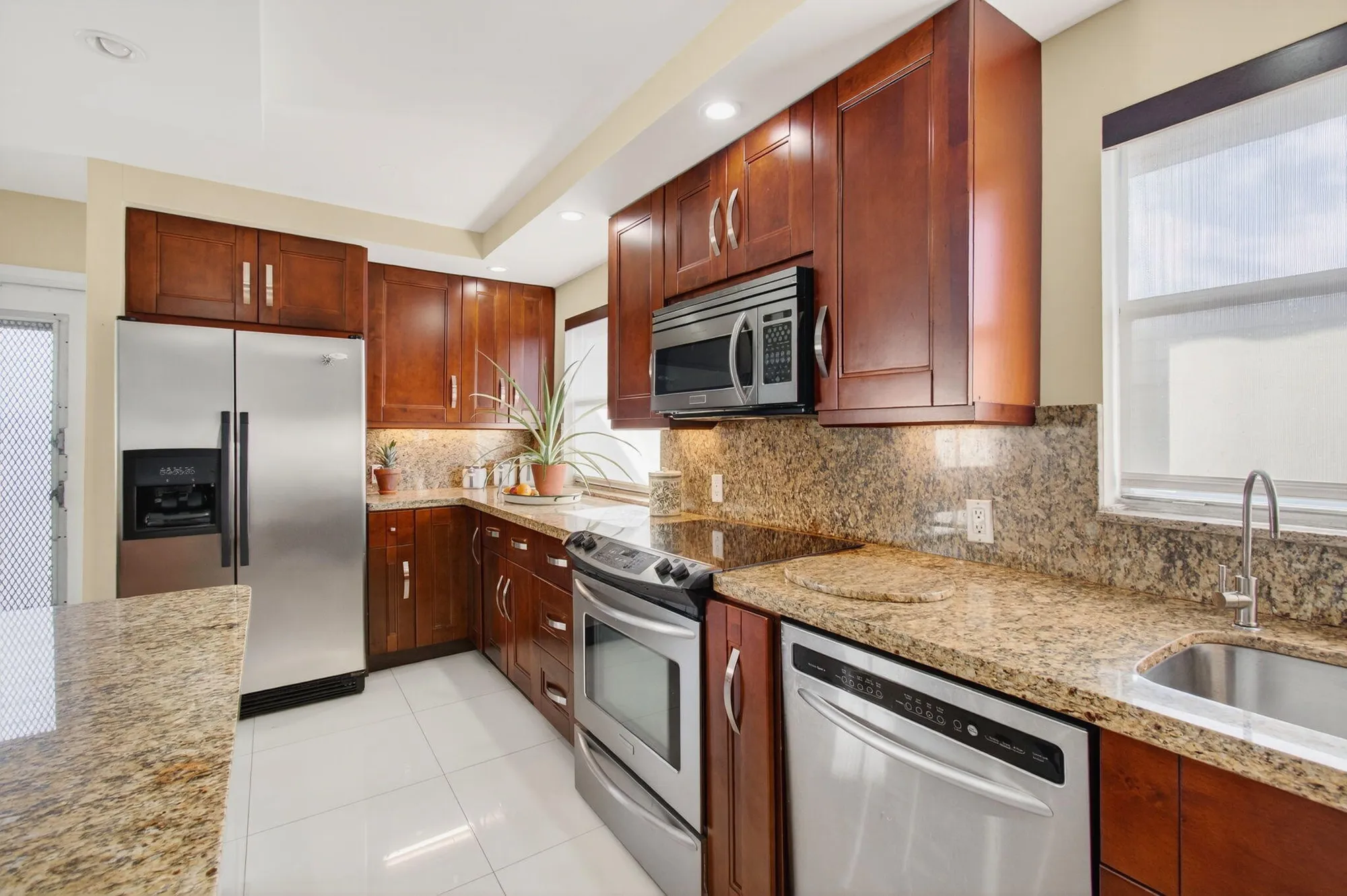 Property Slideshow image 16 of 88 | 185 brittany d, Delray Beach, FL, 33446