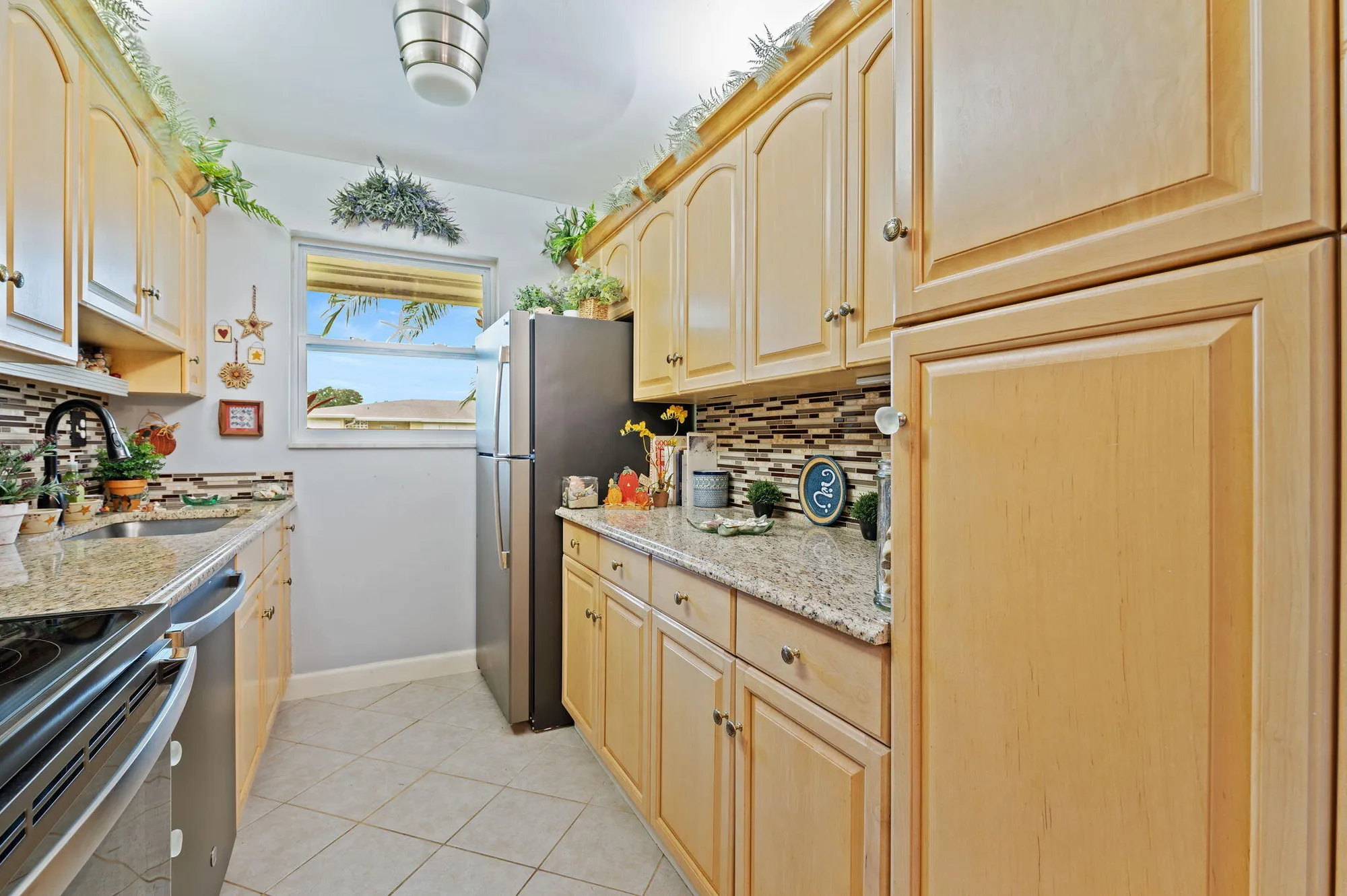 Property Slideshow image 10 of 31 | 152 high point blvd d, Delray Beach, FL, 33445
