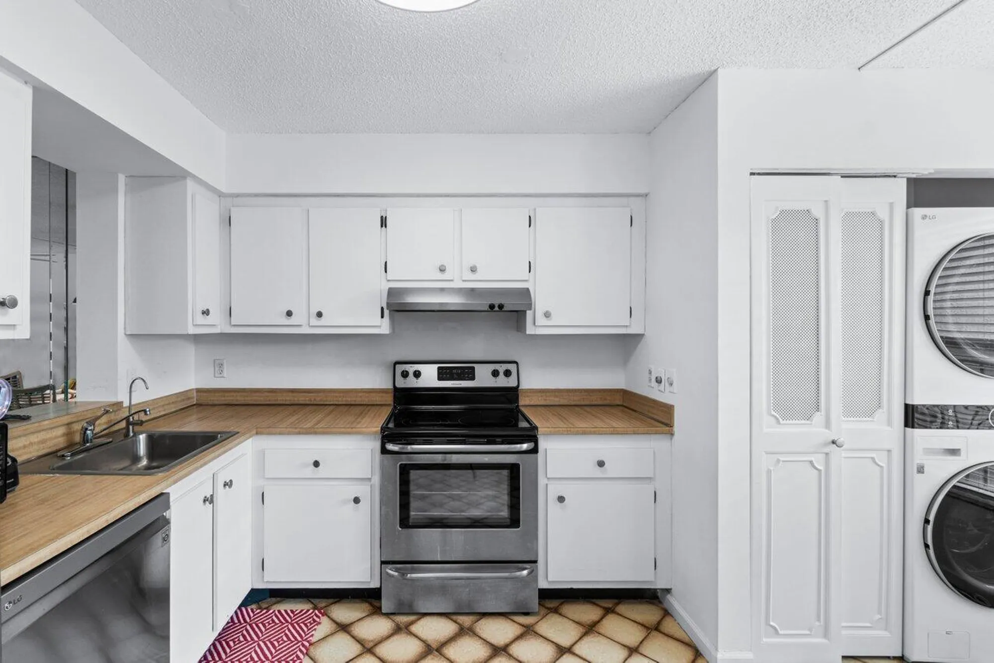 Property Slideshow image 8 of 32 | 14623 bonaire blvd 405, Delray Beach, FL, 33446