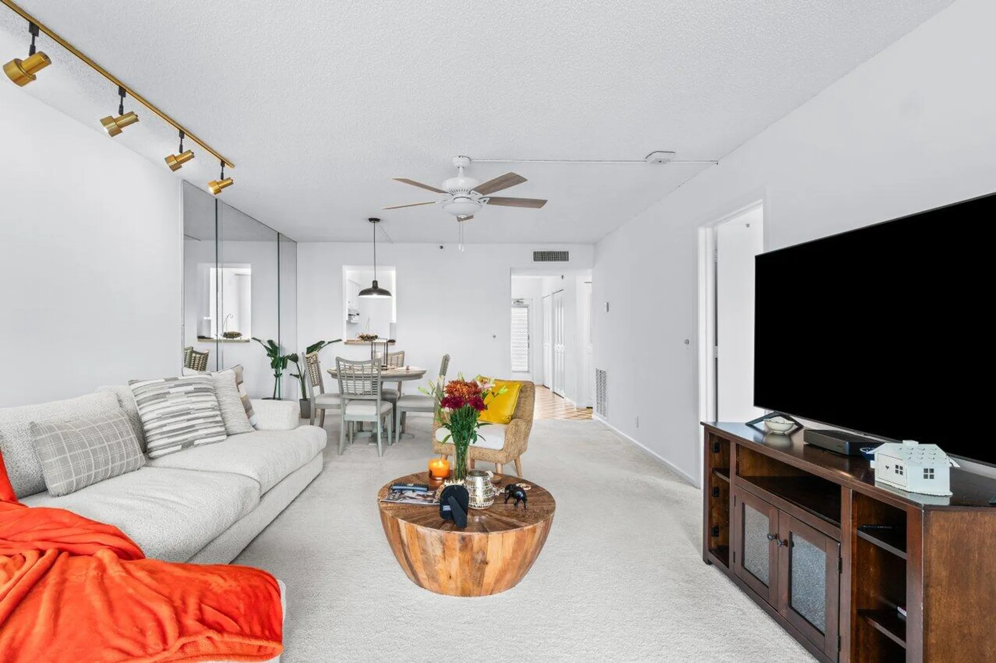 Property Slideshow image 13 of 32 | 14623 bonaire blvd 405, Delray Beach, FL, 33446