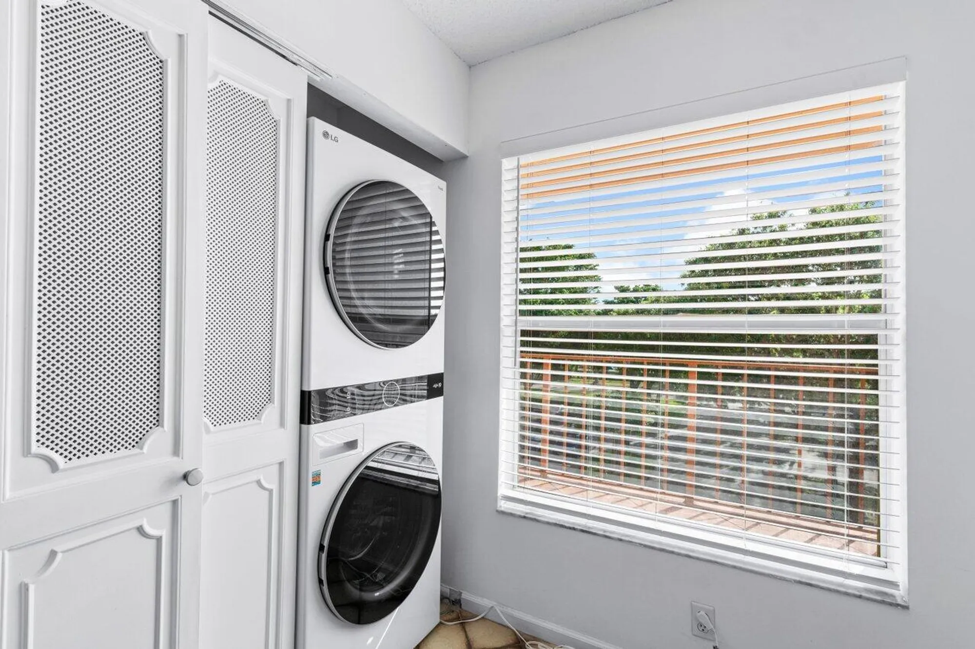 Property Slideshow image 25 of 32 | 14623 bonaire blvd 405, Delray Beach, FL, 33446