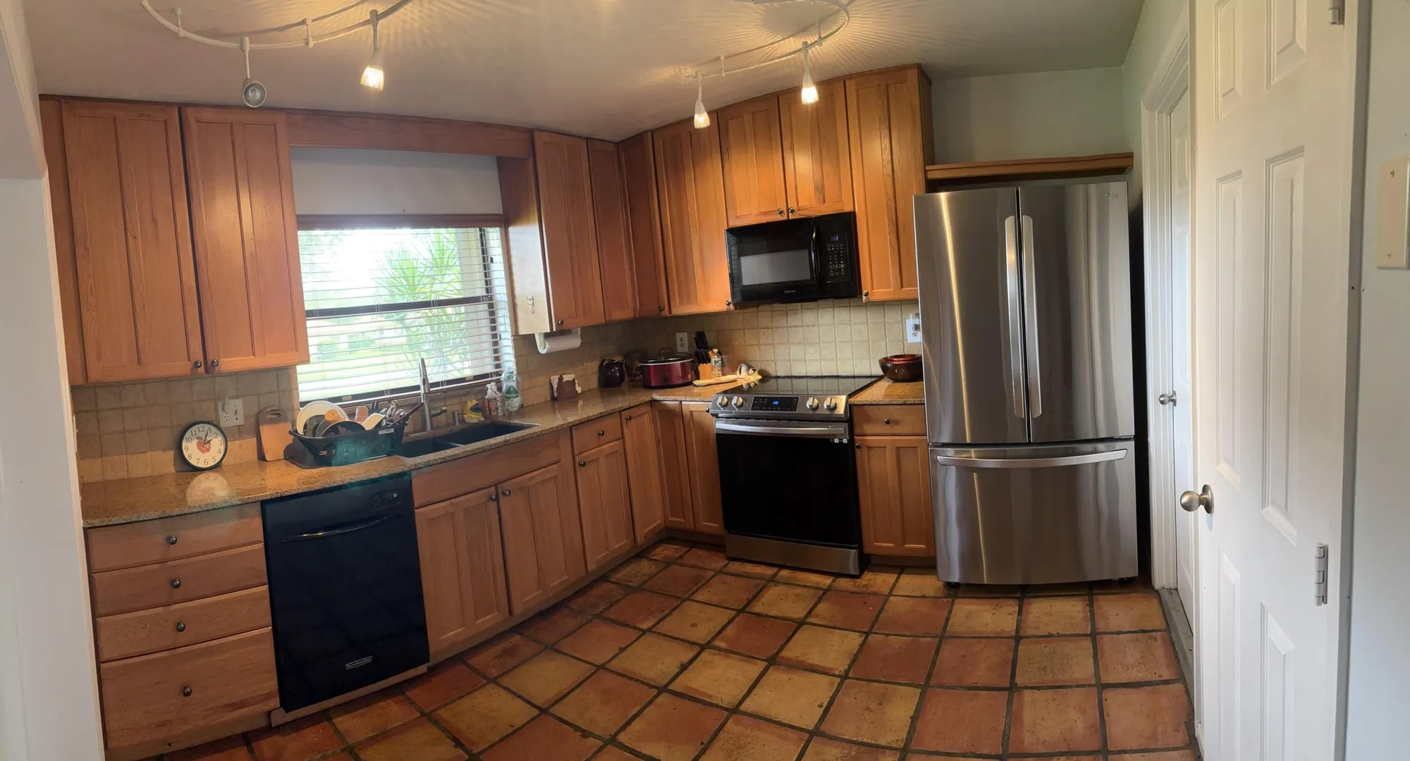 Property Slideshow image 24 of 40 | 4540 ficus tree rd a, Boynton Beach, FL, 33436