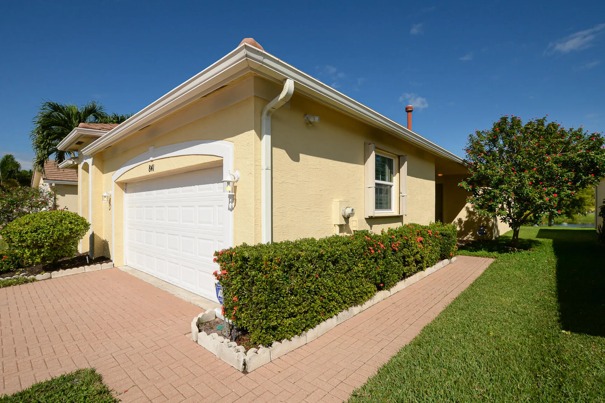 Property Slideshow image 3 of 57 | 841 sw rocky bayou ter, Port Saint Lucie, FL, 34986