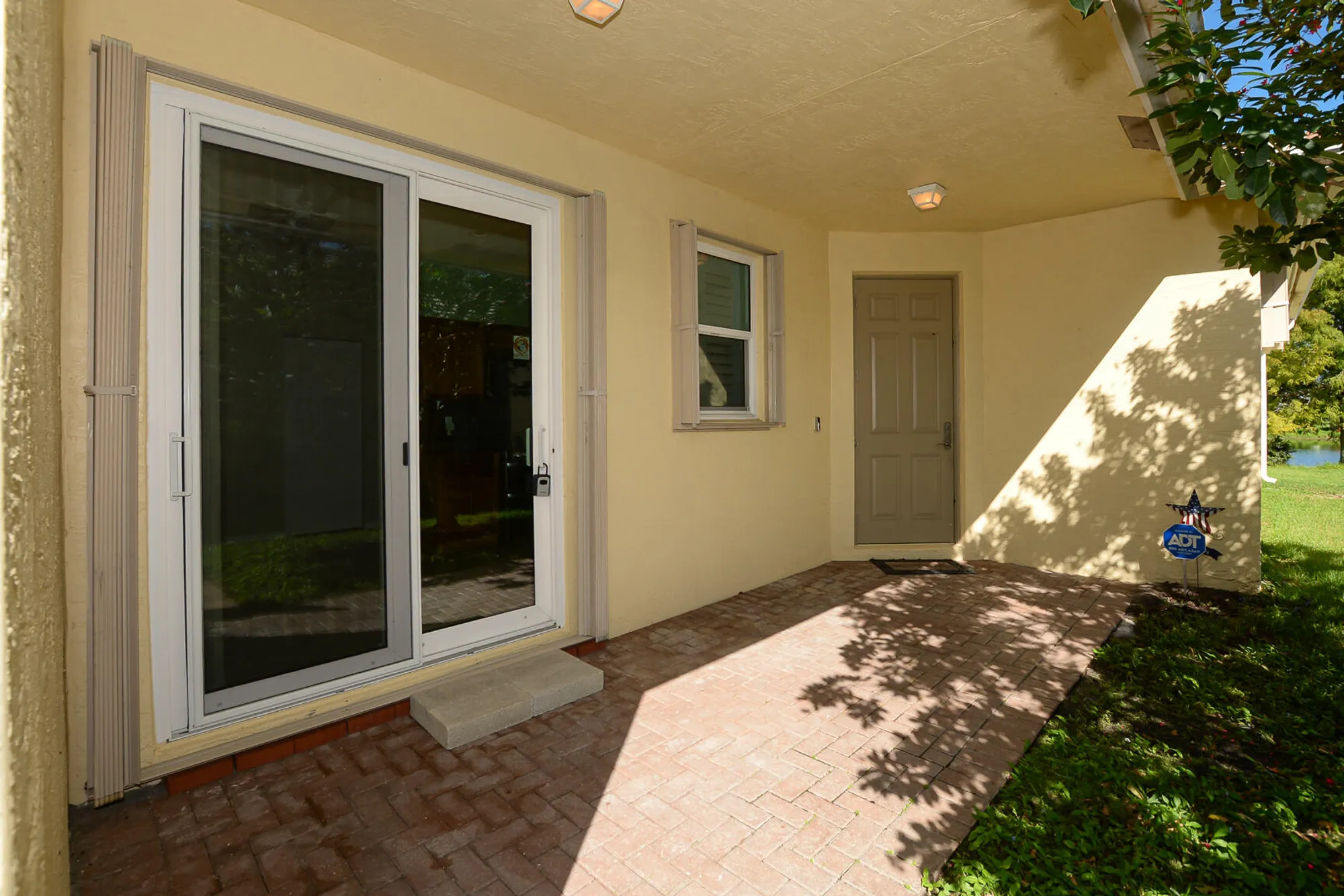 Property Slideshow image 4 of 57 | 841 sw rocky bayou ter, Port Saint Lucie, FL, 34986