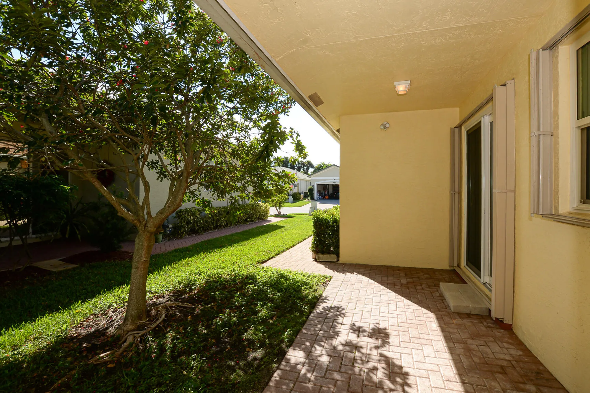 Property Slideshow image 5 of 57 | 841 sw rocky bayou ter, Port Saint Lucie, FL, 34986