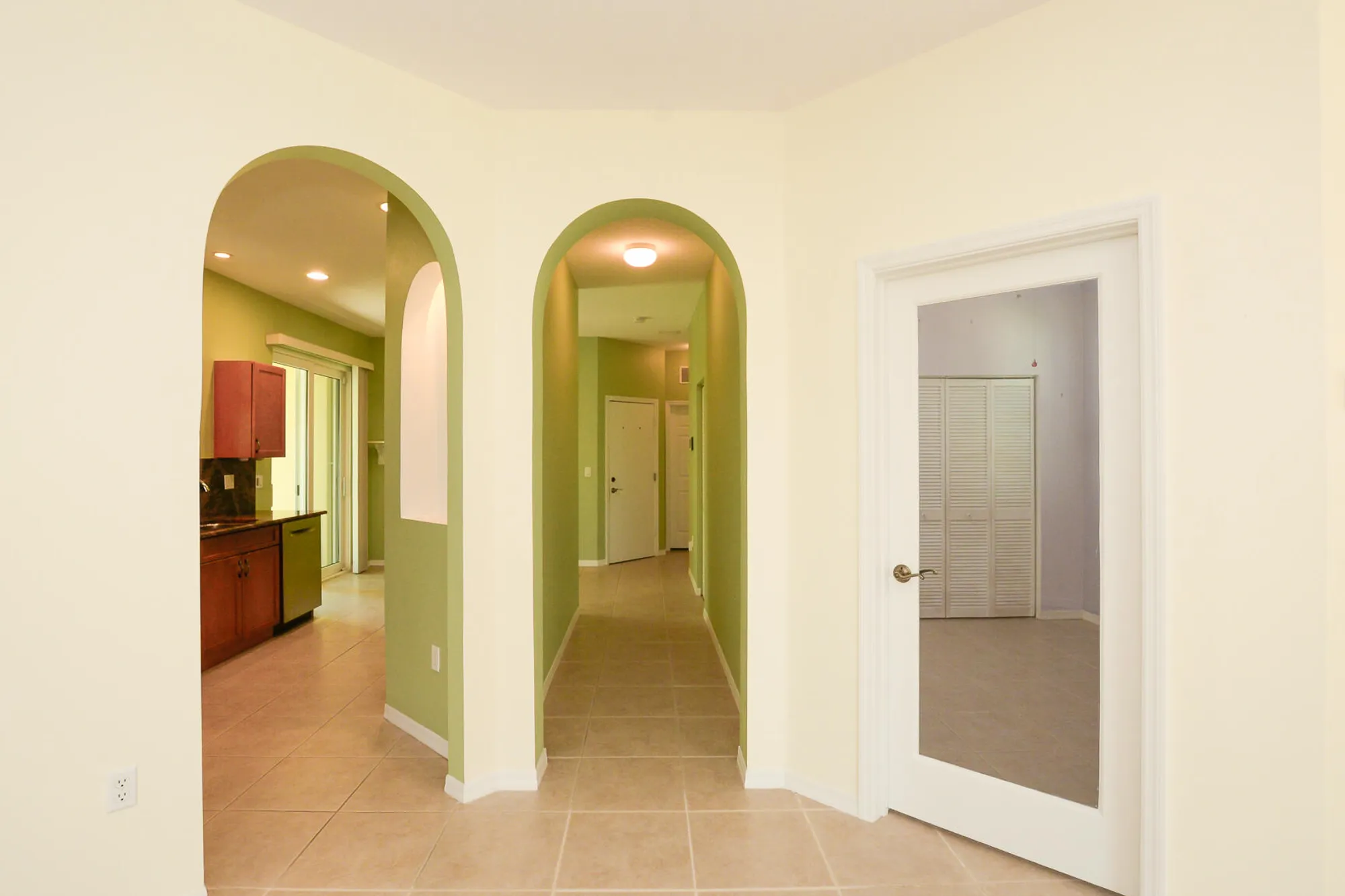 Property Slideshow image 12 of 57 | 841 sw rocky bayou ter, Port Saint Lucie, FL, 34986