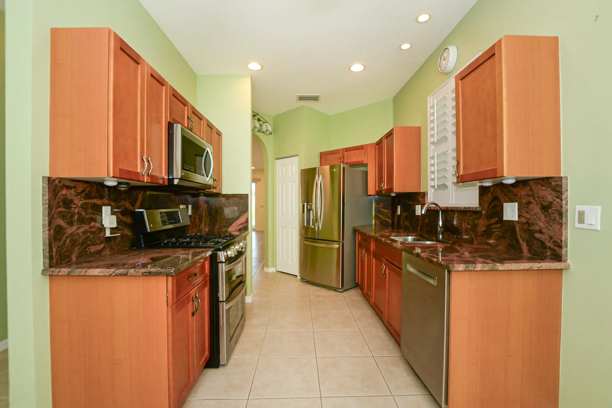 Property Slideshow image 13 of 57 | 841 sw rocky bayou ter, Port Saint Lucie, FL, 34986