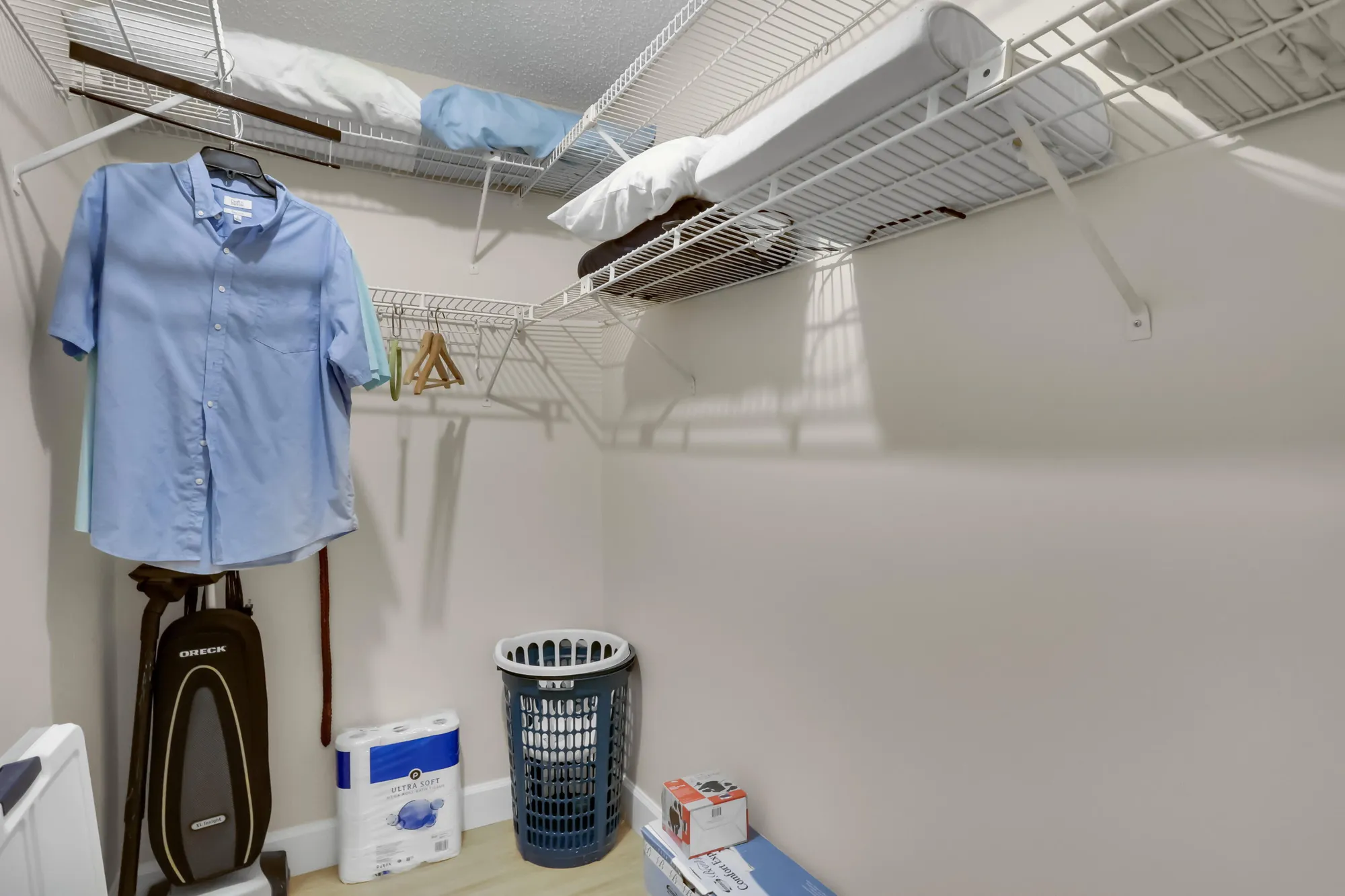 Property Slideshow image 15 of 28 | 1604 alfred dr, Boynton Beach, FL, 33426