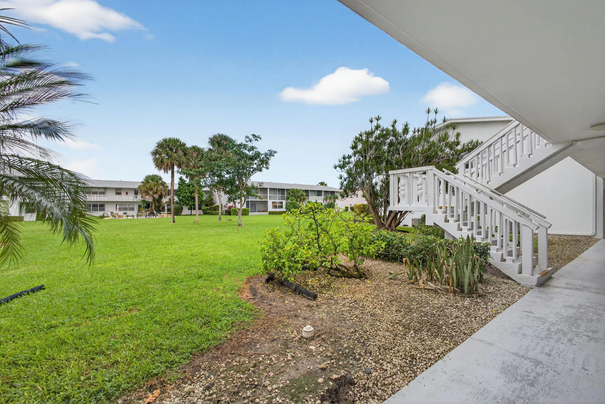 Property Slideshow image 3 of 30 | 150 coventry g, West Palm Beach, FL, 33417