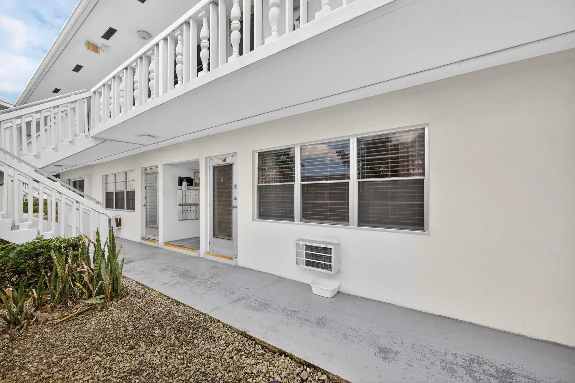 Property Slideshow image 5 of 30 | 150 coventry g, West Palm Beach, FL, 33417