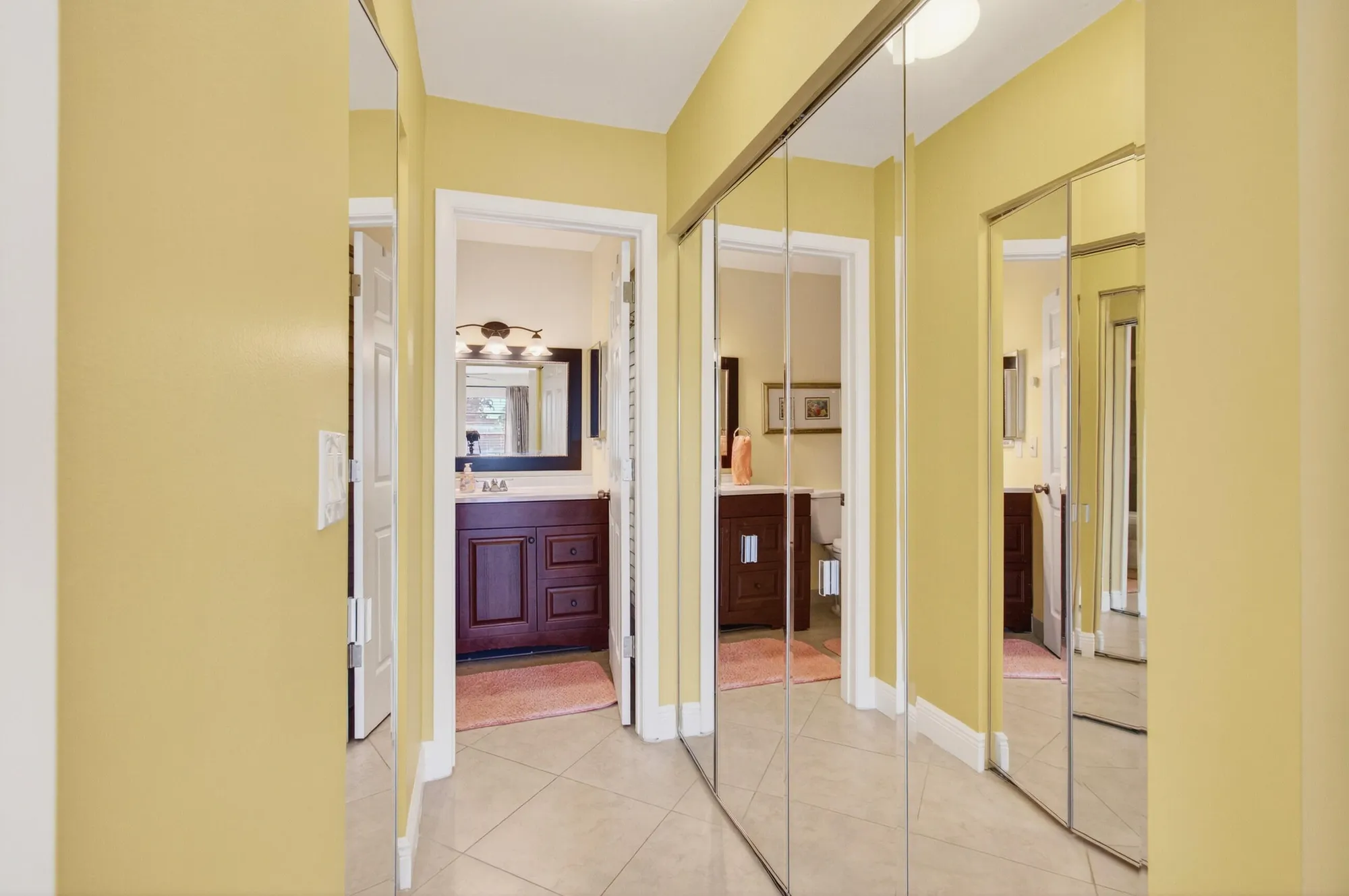 Property Slideshow image 30 of 40 | 4330 lucerne villas ln, Lake Worth, FL, 33467