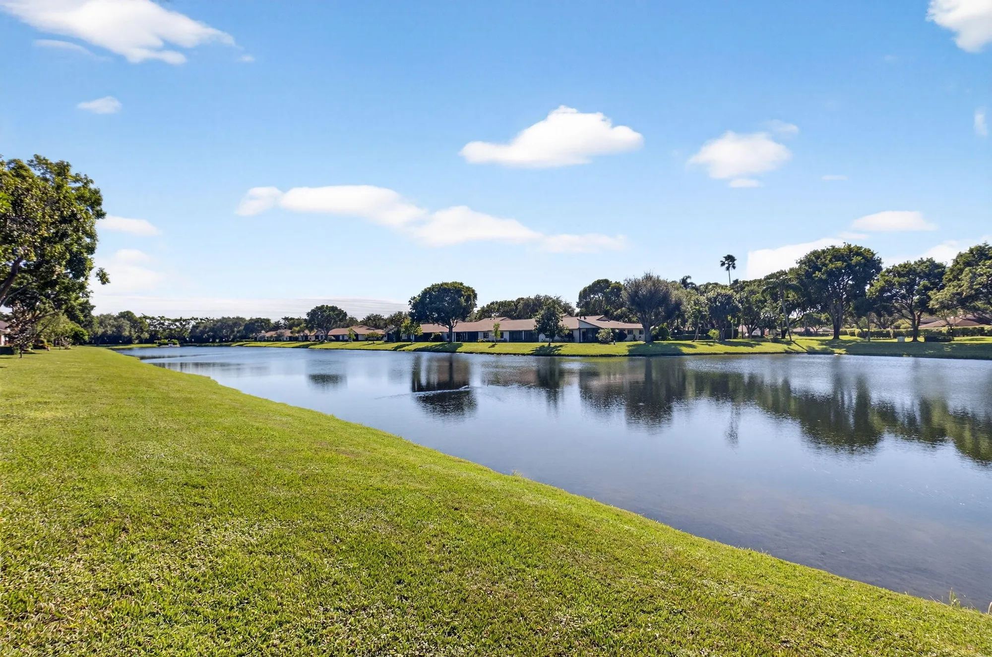 Property Slideshow image 17 of 31 | 8146 windgate dr, Boca Raton, FL, 33496