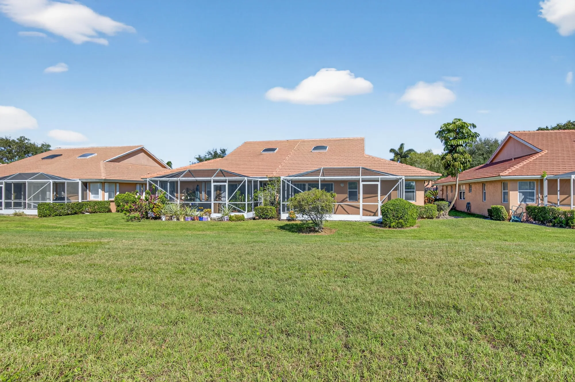 Property Slideshow image 39 of 86 | 5634 royal lake cir, Boynton Beach, FL, 33437