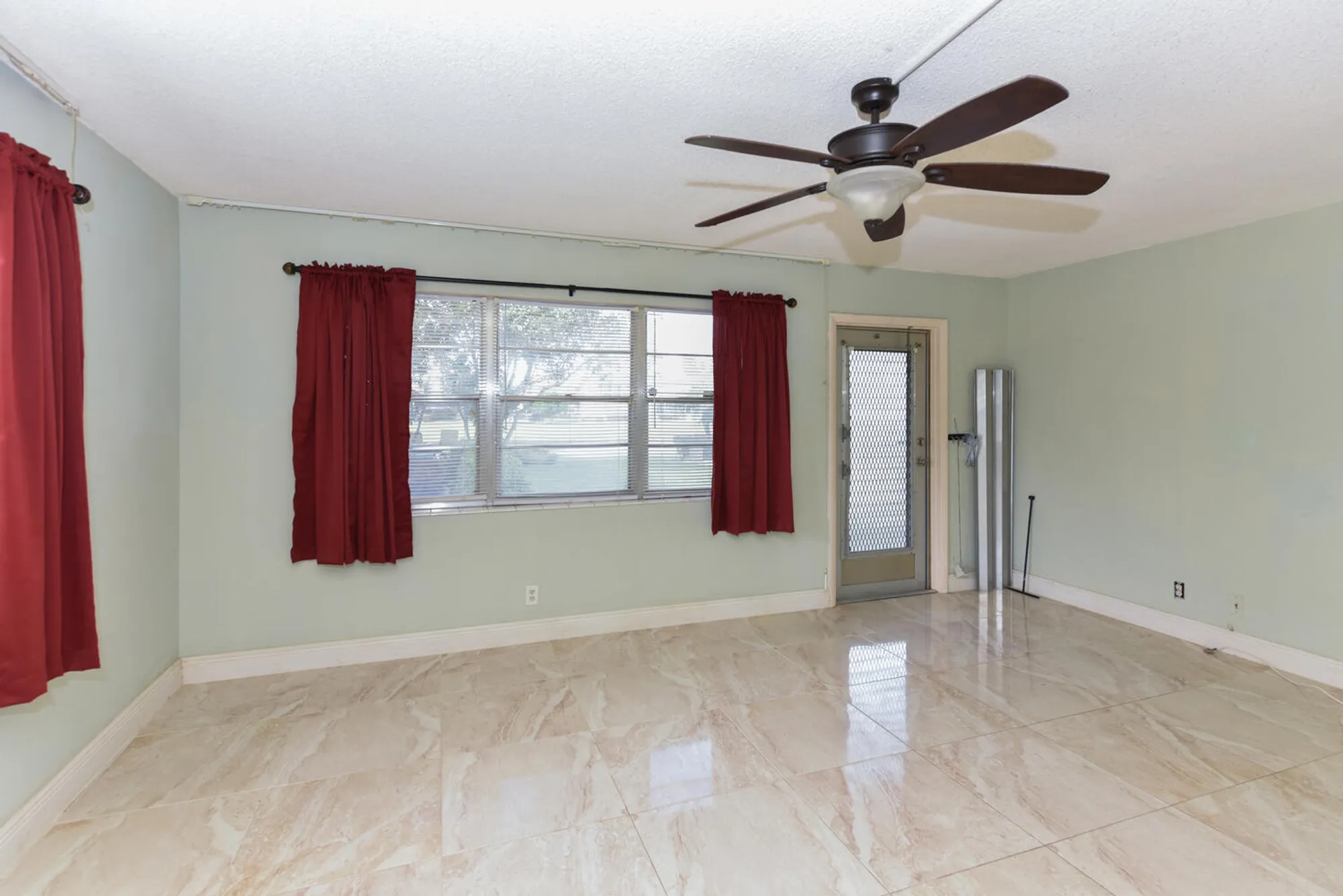 Property Slideshow image 7 of 38 | 262 bedford k, West Palm Beach, FL, 33417
