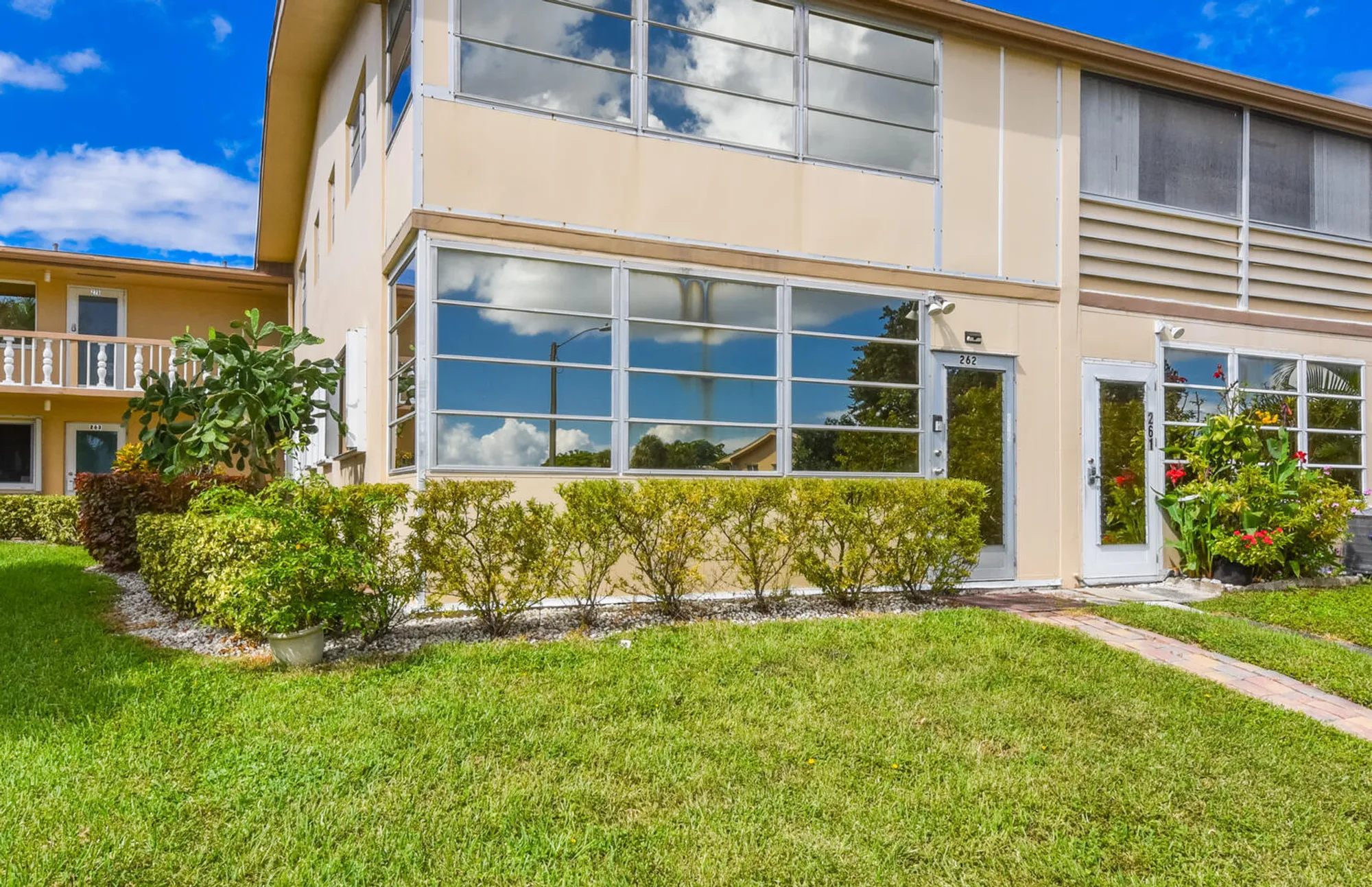 Property Slideshow image 22 of 38 | 262 bedford k, West Palm Beach, FL, 33417