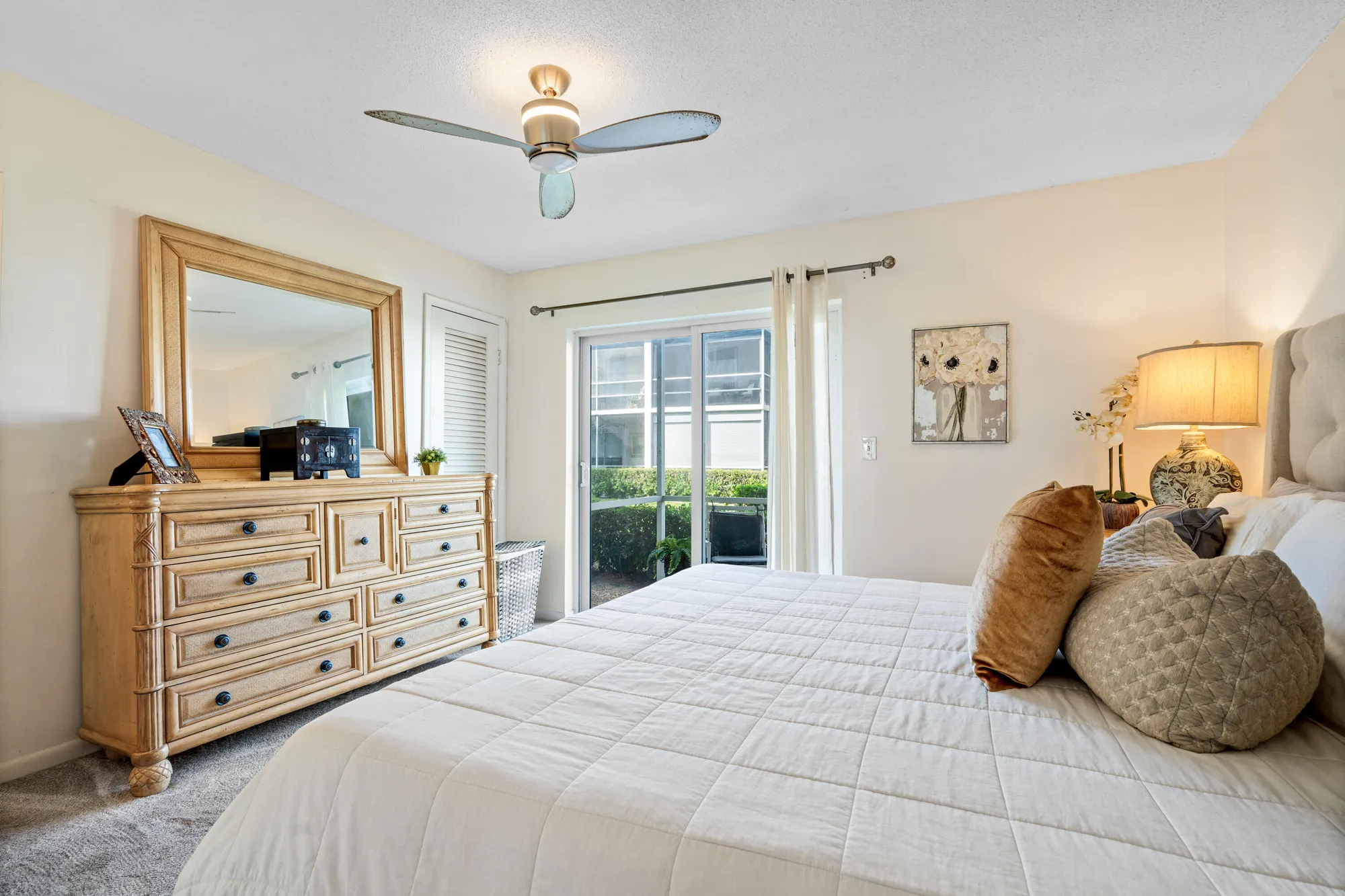 Property Slideshow image 2 of 24 | 320 horizons 103, Boynton Beach, FL, 33435