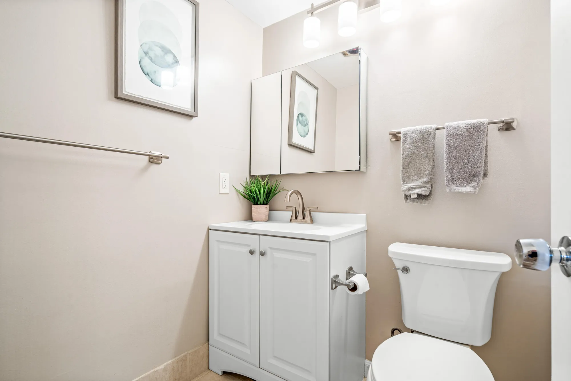 Property Slideshow image 15 of 24 | 320 horizons 103, Boynton Beach, FL, 33435