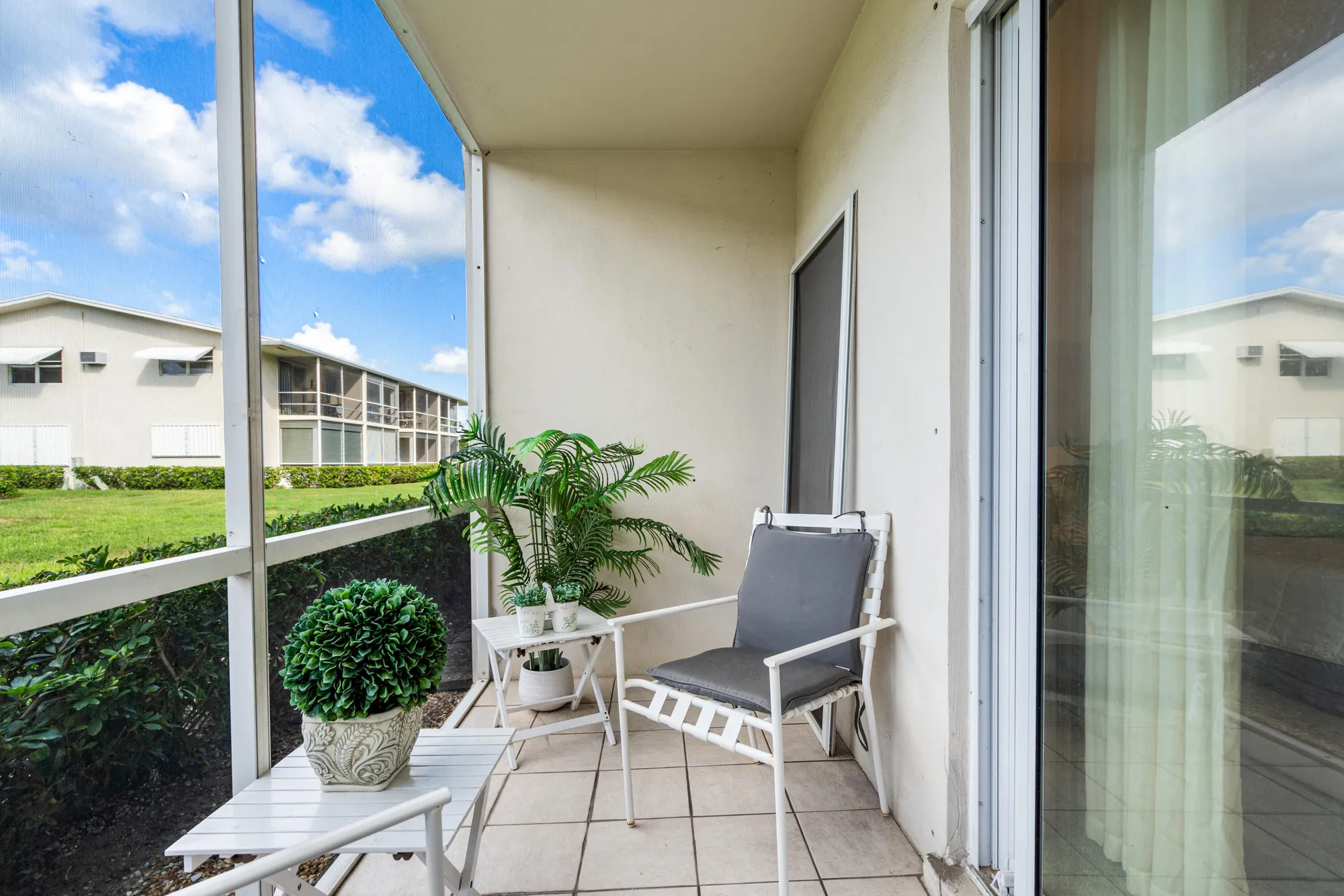 Property Slideshow image 18 of 24 | 320 horizons 103, Boynton Beach, FL, 33435