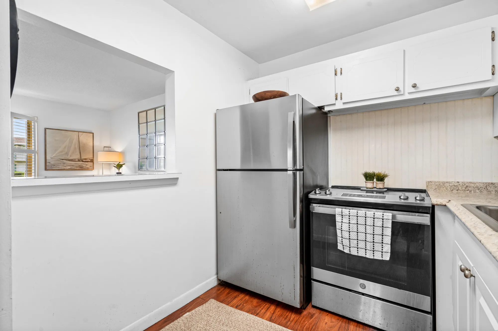 Property Slideshow image 4 of 24 | 320 horizons 103, Boynton Beach, FL, 33435