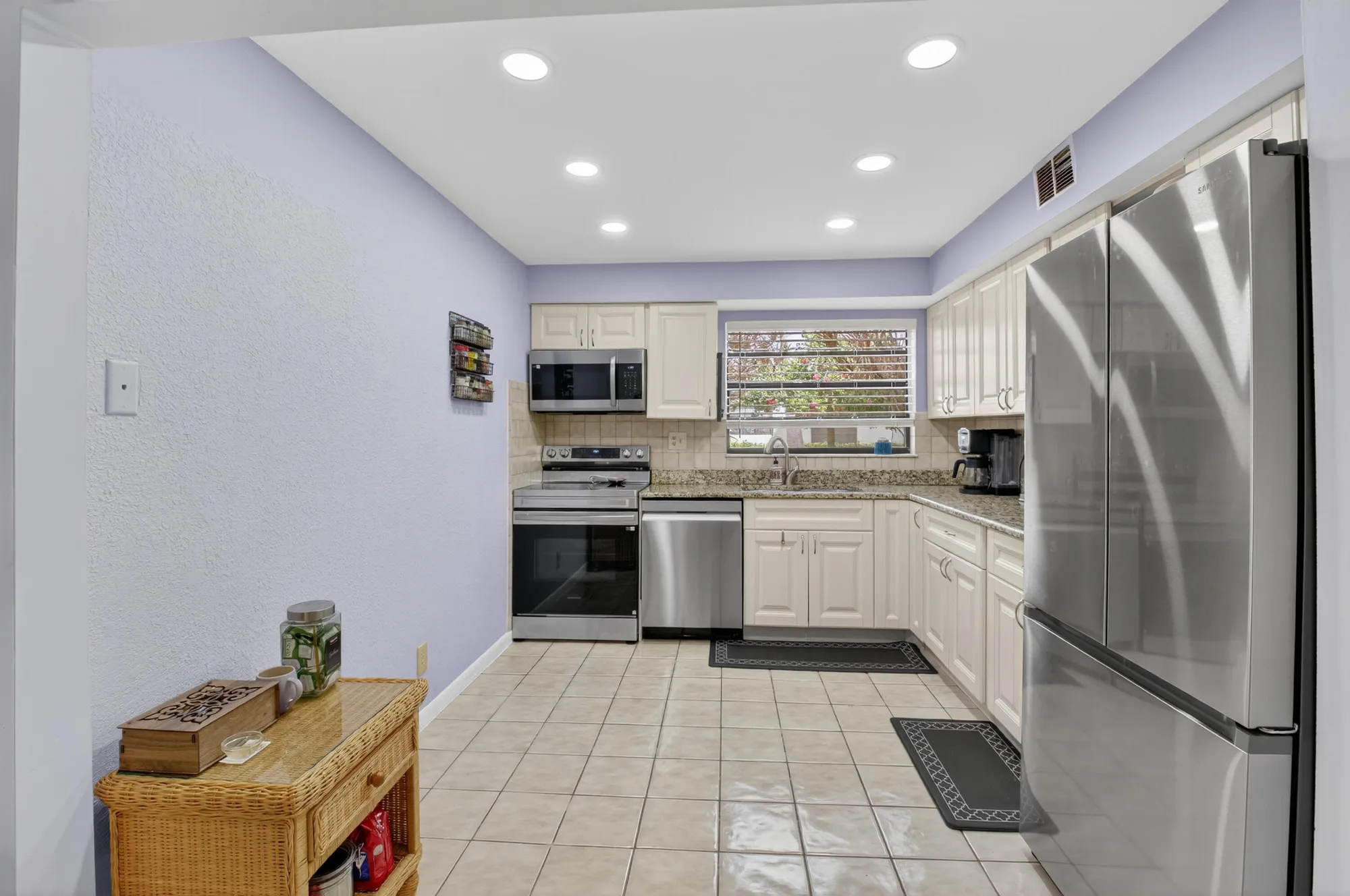 Property Slideshow image 8 of 36 | 5 capri a, Delray Beach, FL, 33484