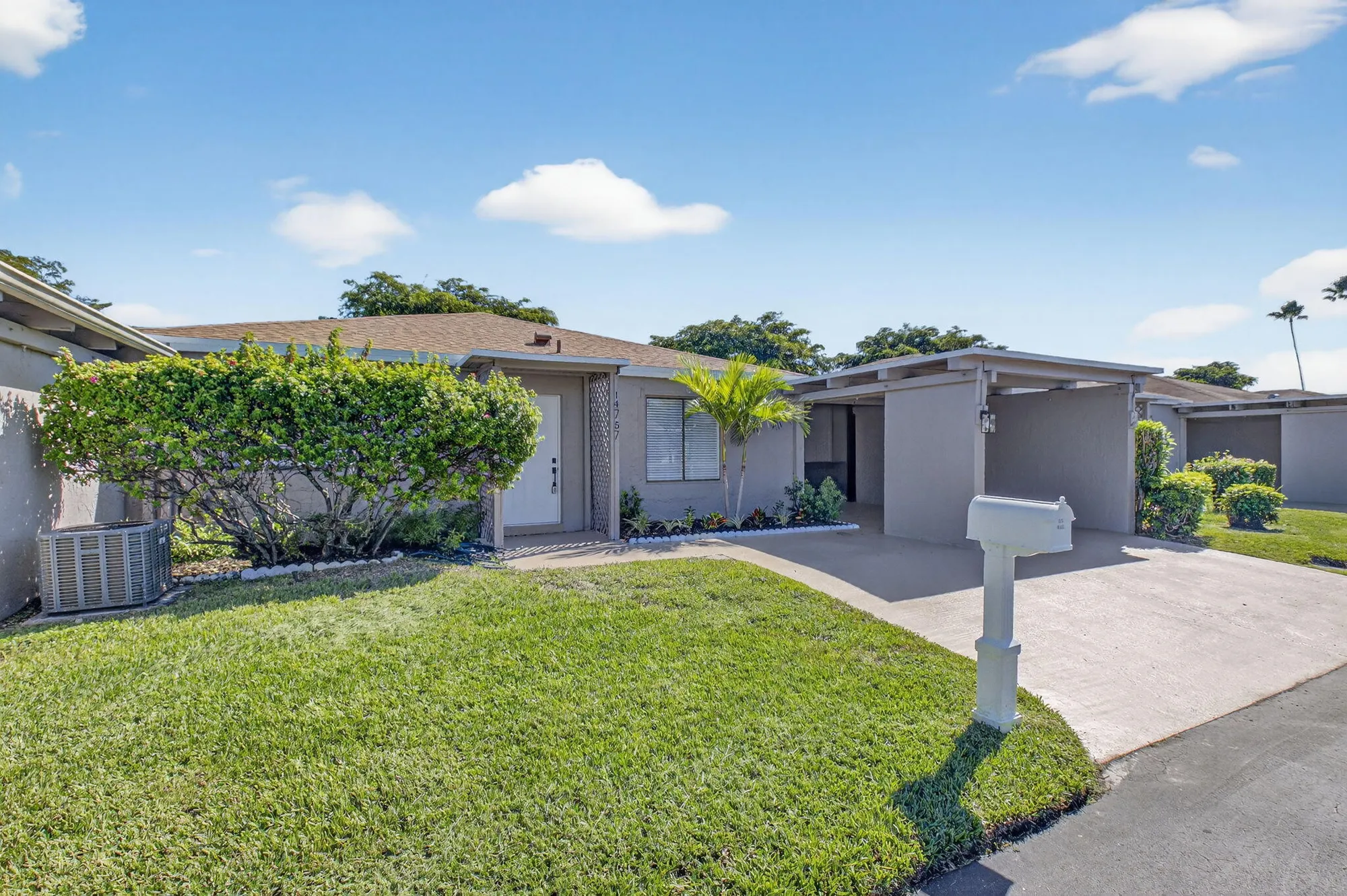 Property Slideshow image 3 of 64 | 14757 wildflower ln, Delray Beach, FL, 33446