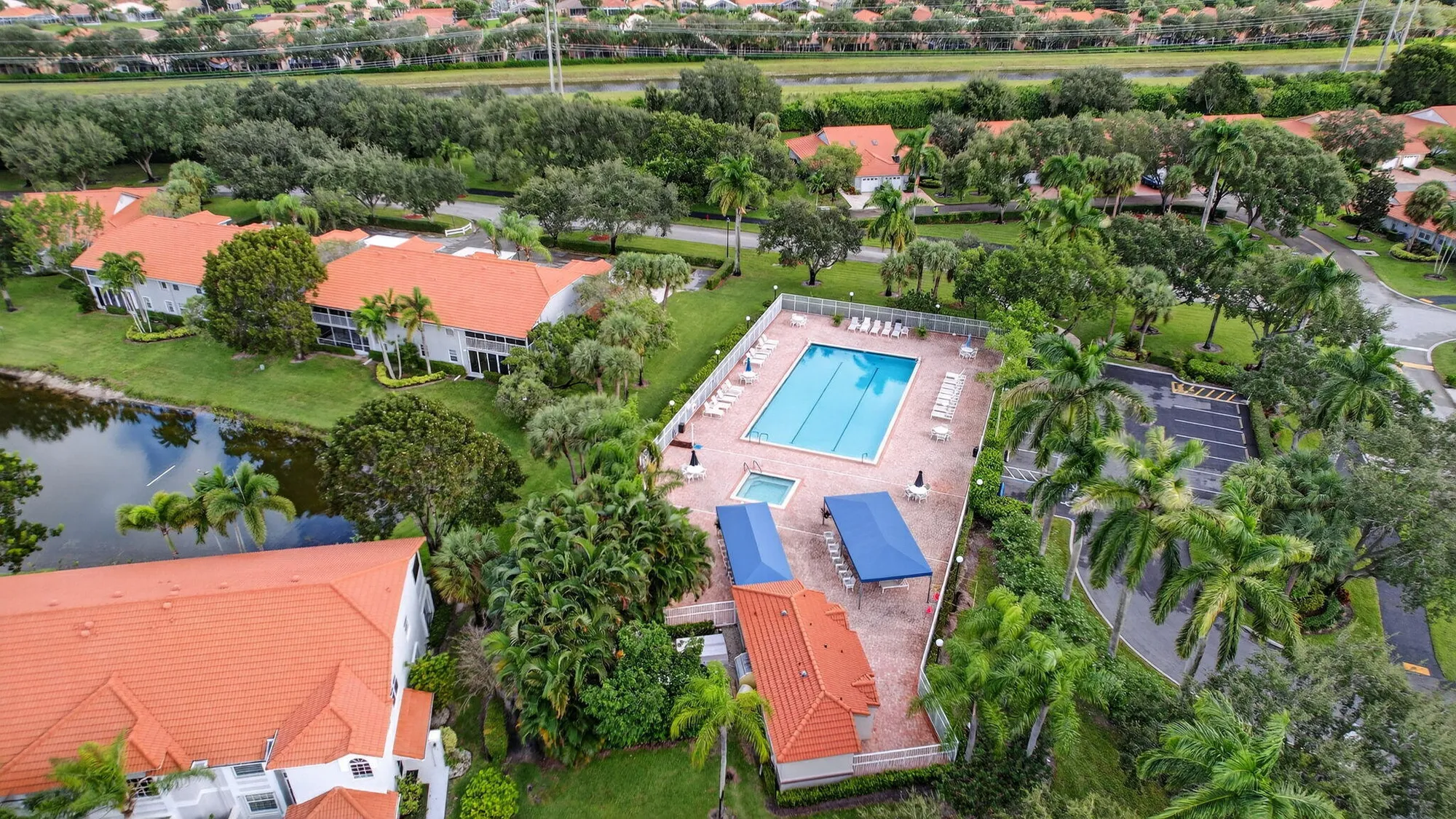 Property Slideshow image 33 of 42 | 7660 springwater pl 102, Boynton Beach, FL, 33437
