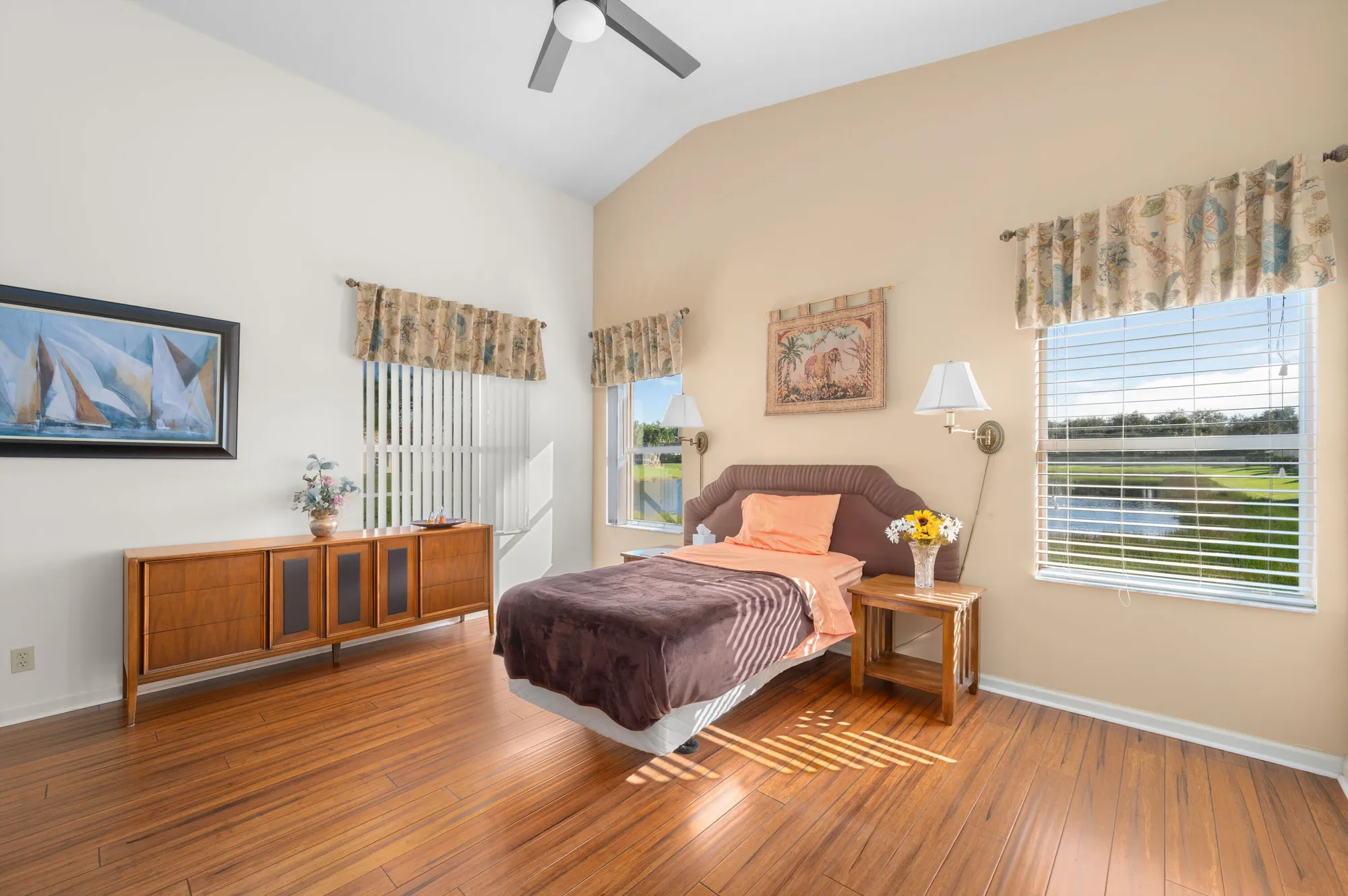 Property Slideshow image 12 of 63 | 324 nw treeline trce, Port Saint Lucie, FL, 34986