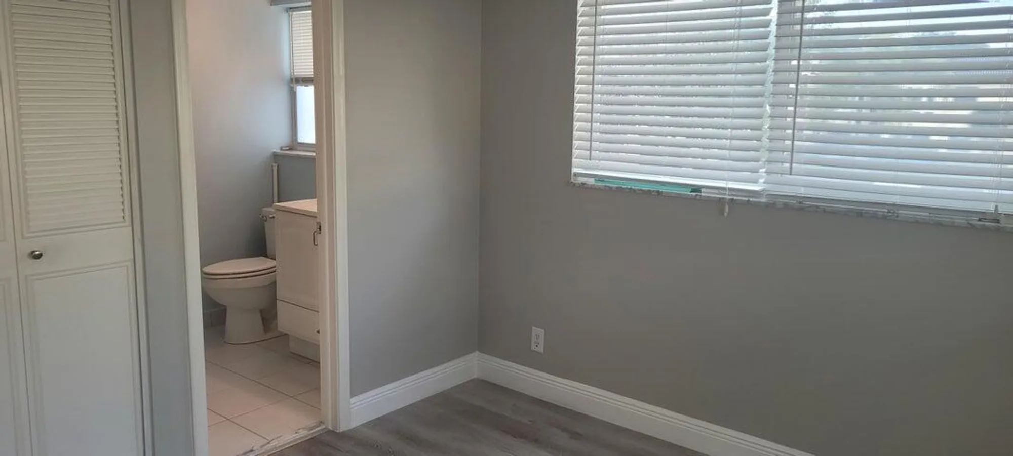 Property Slideshow image 9 of 37 | 19 colonial club dr 200, Boynton Beach, FL, 33435