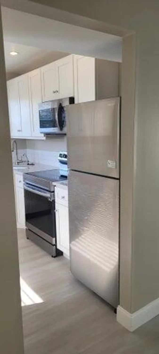 Property Slideshow image 21 of 37 | 19 colonial club dr 200, Boynton Beach, FL, 33435