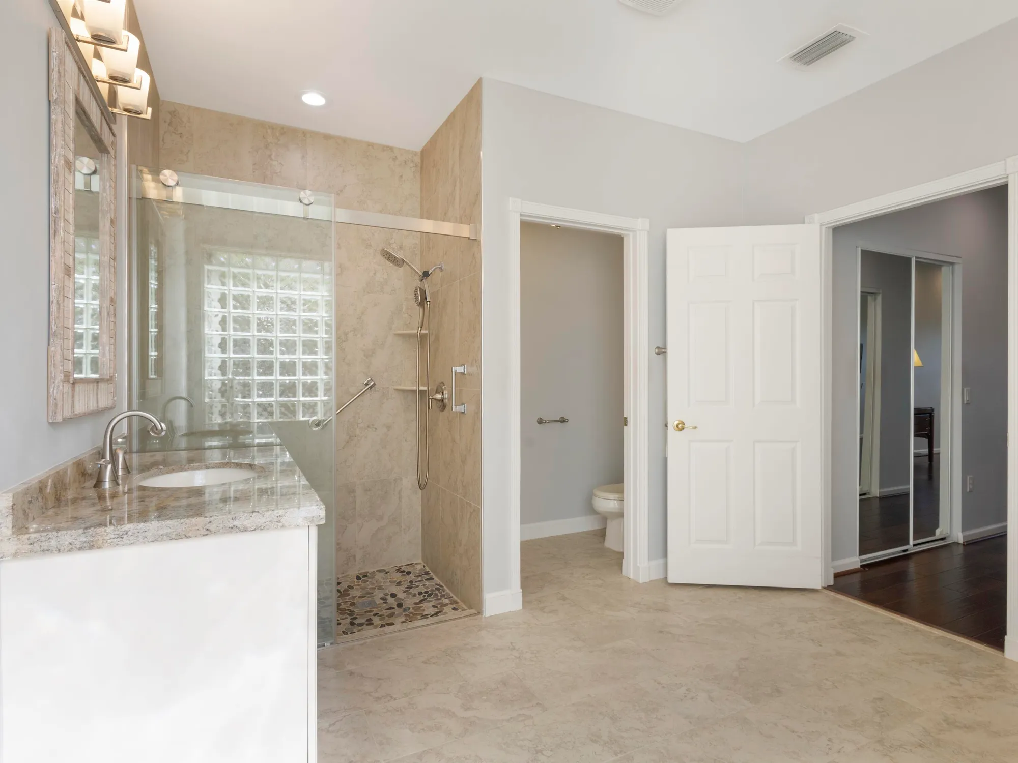 Property Slideshow image 20 of 35 | 7750 ocean sunset dr, Lake Worth, FL, 33467