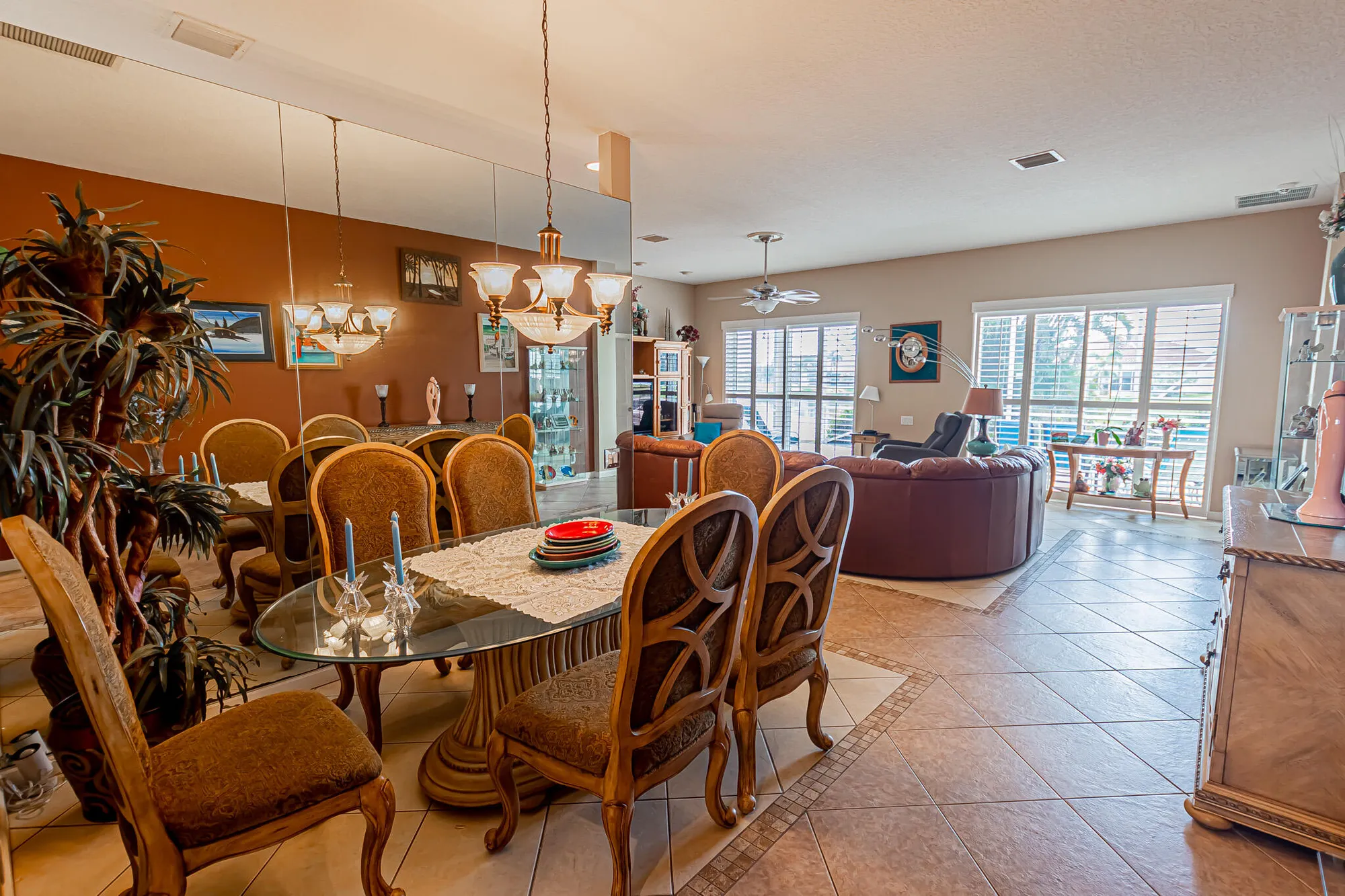 Property Slideshow image 4 of 50 | 307 nw clearview ct, Port Saint Lucie, FL, 34986