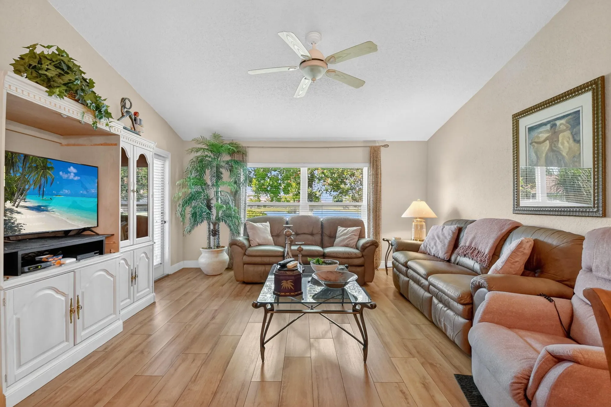 Property Slideshow image 10 of 46 | 15431 watershore ln, Delray Beach, FL, 33484