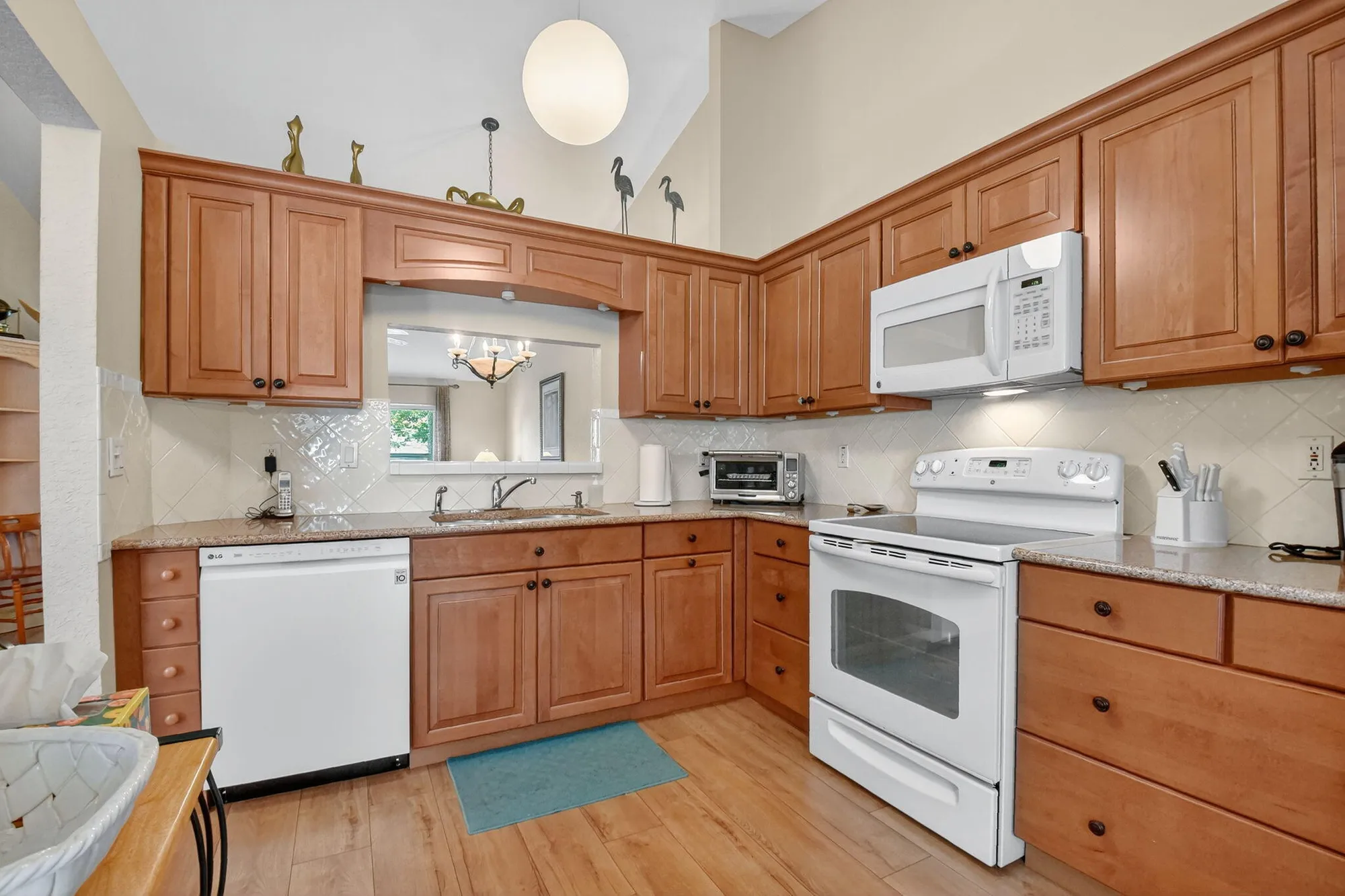 Property Slideshow image 15 of 46 | 15431 watershore ln, Delray Beach, FL, 33484