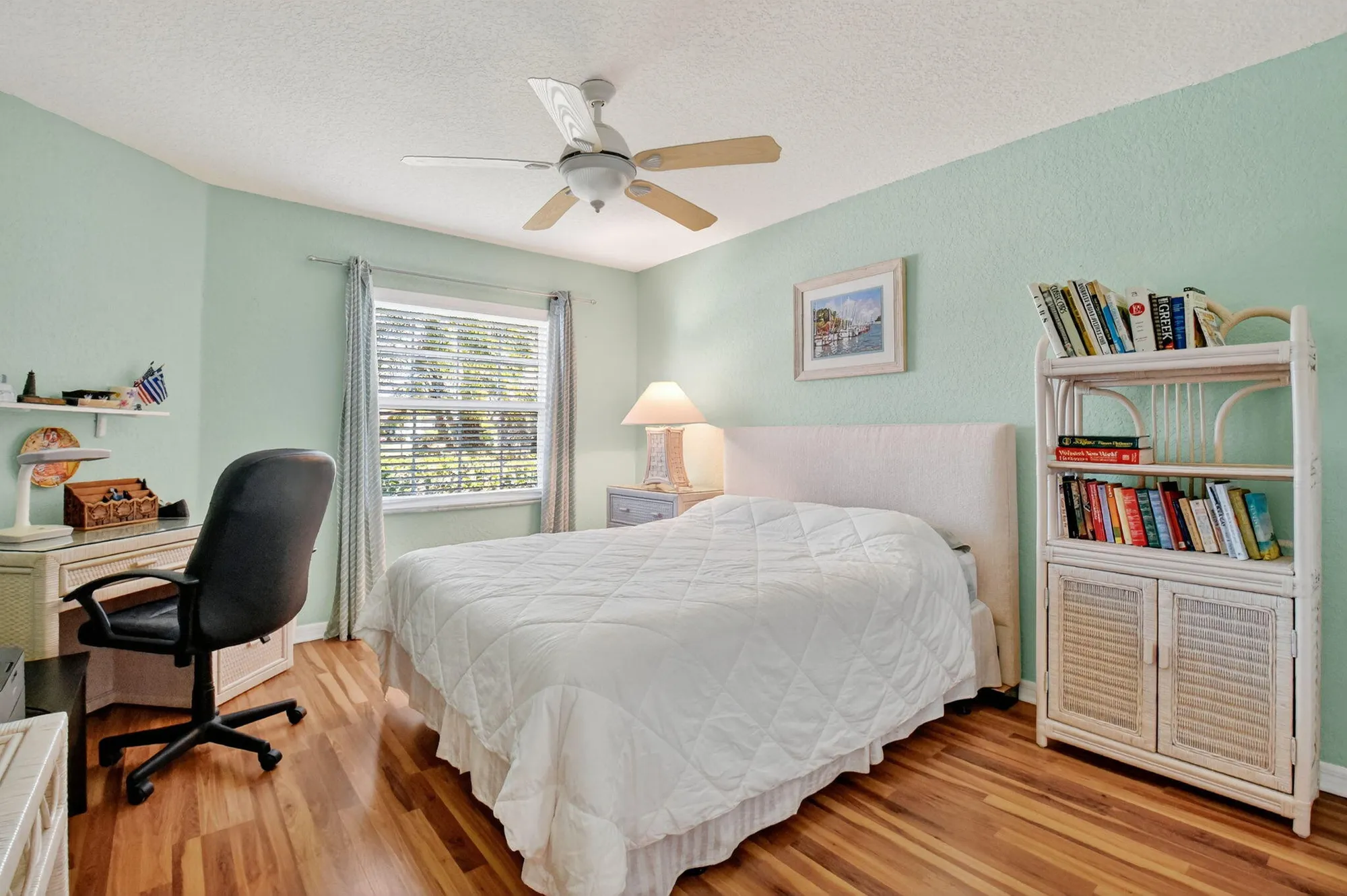 Property Slideshow image 22 of 46 | 15431 watershore ln, Delray Beach, FL, 33484
