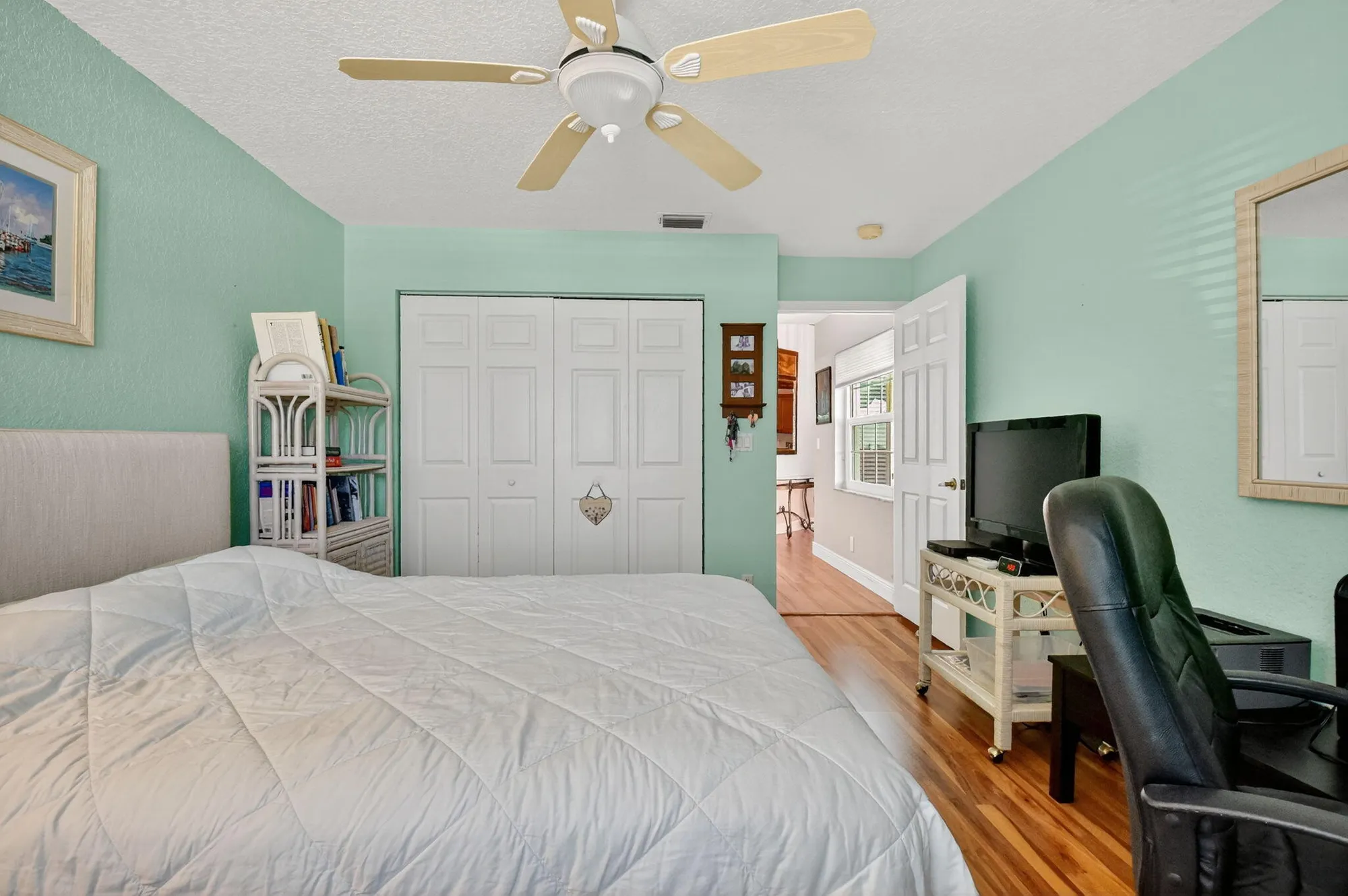 Property Slideshow image 23 of 46 | 15431 watershore ln, Delray Beach, FL, 33484