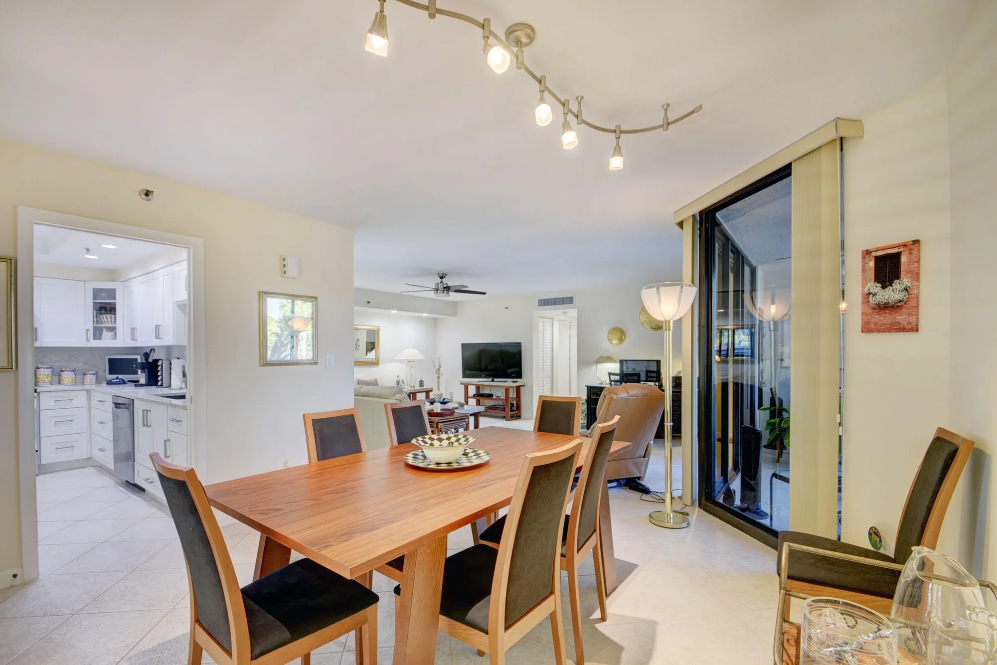 Property Slideshow image 9 of 66 | 16032 lomond hills trl apt 122, Delray Beach, FL, 33446