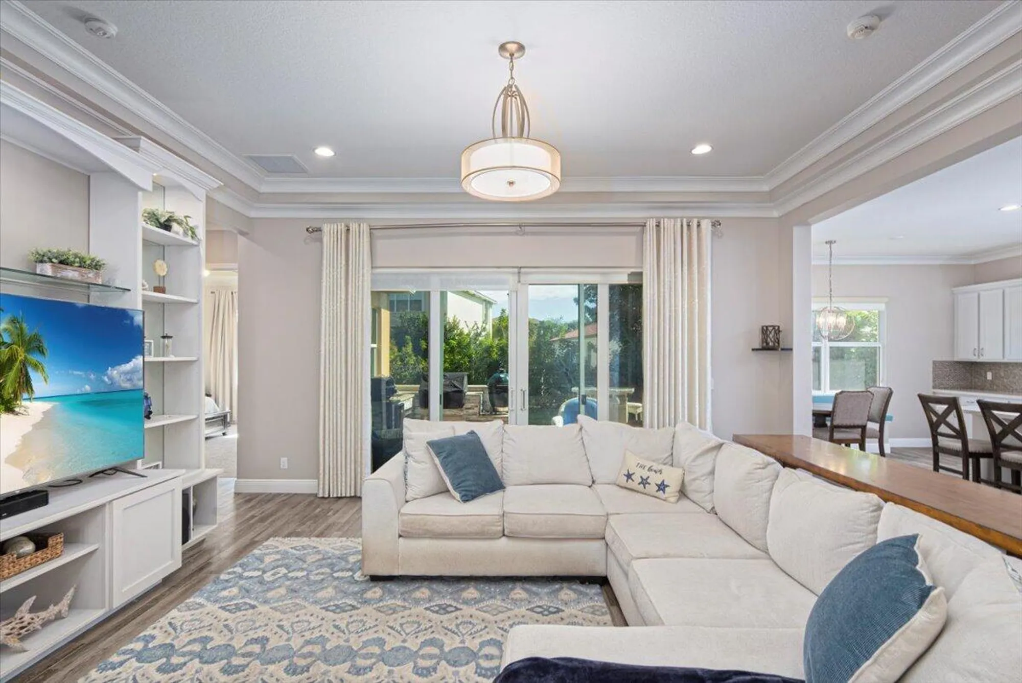 Property Slideshow image 13 of 101 | 11400 sw hillcrest cir, Port Saint Lucie, FL, 34987