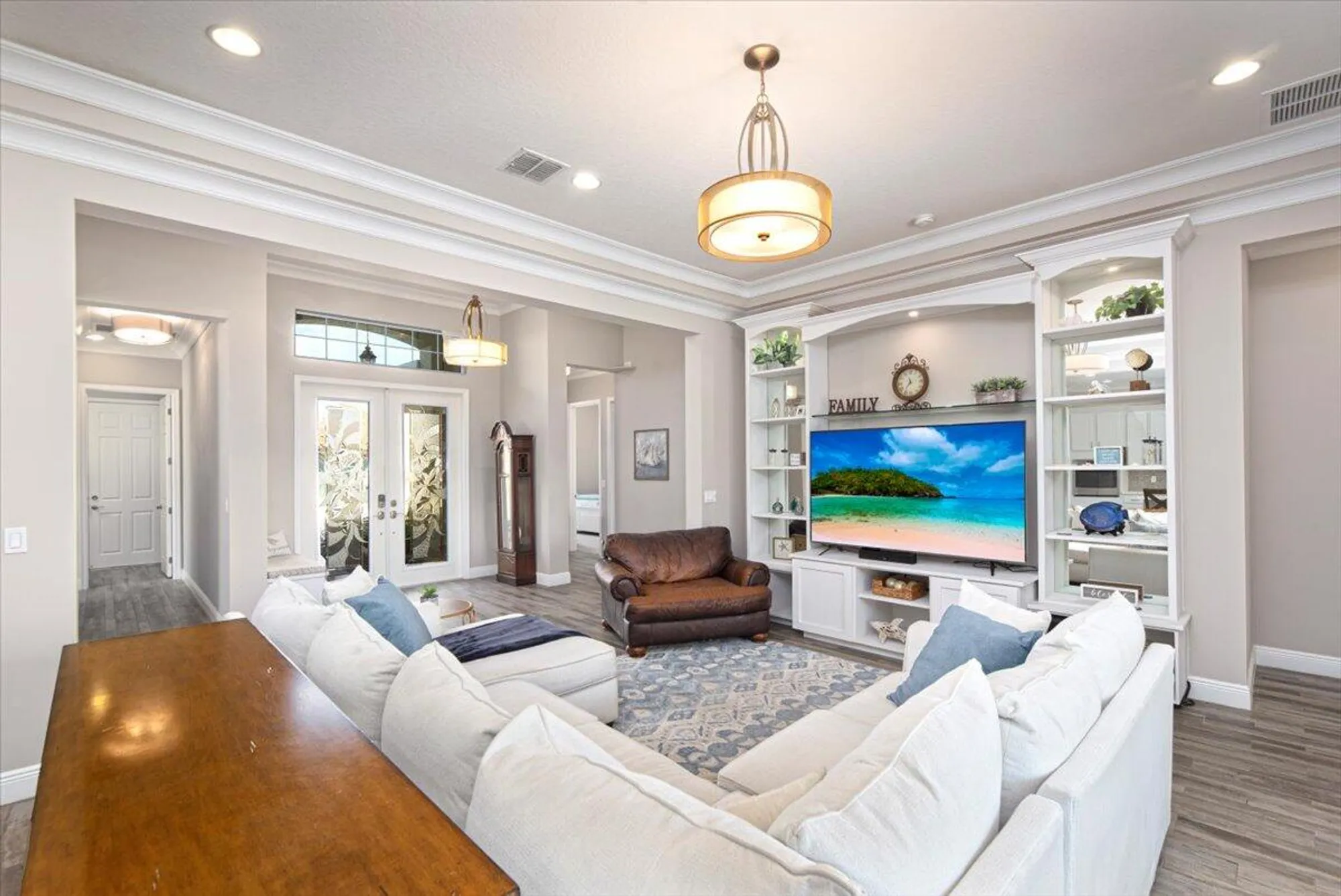 Property Slideshow image 11 of 101 | 11400 sw hillcrest cir, Port Saint Lucie, FL, 34987