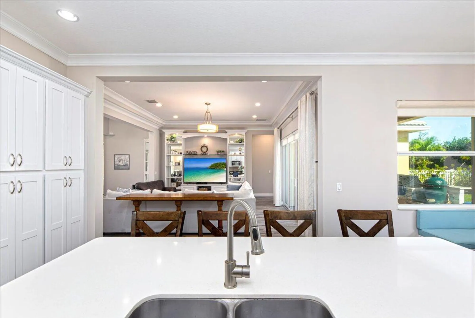 Property Slideshow image 23 of 101 | 11400 sw hillcrest cir, Port Saint Lucie, FL, 34987