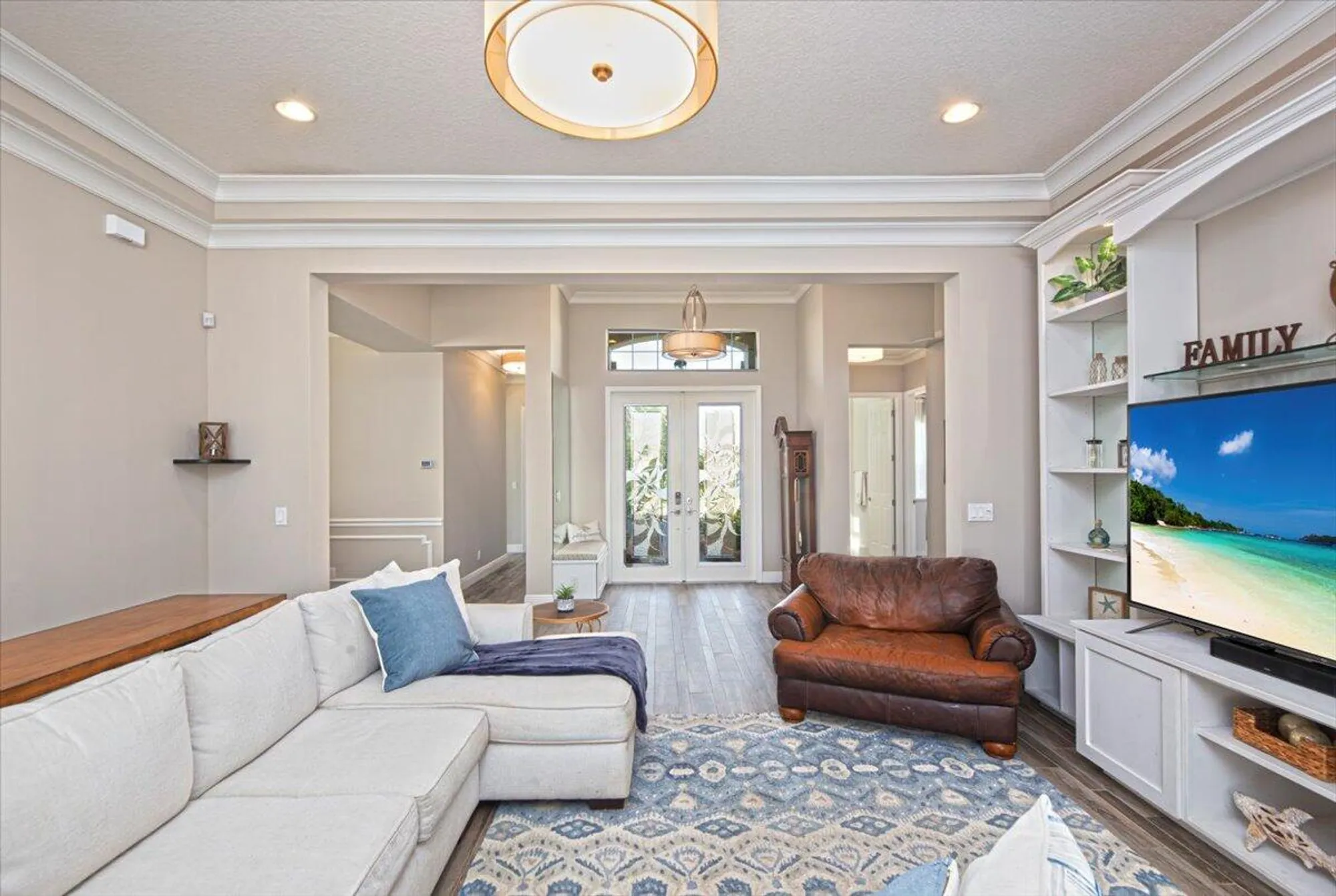 Property Slideshow image 10 of 101 | 11400 sw hillcrest cir, Port Saint Lucie, FL, 34987