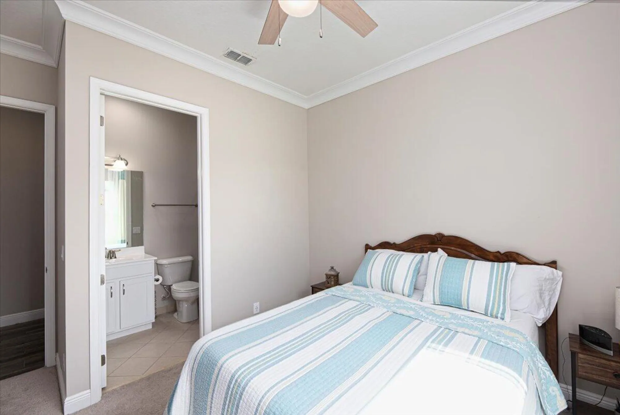 Property Slideshow image 42 of 101 | 11400 sw hillcrest cir, Port Saint Lucie, FL, 34987